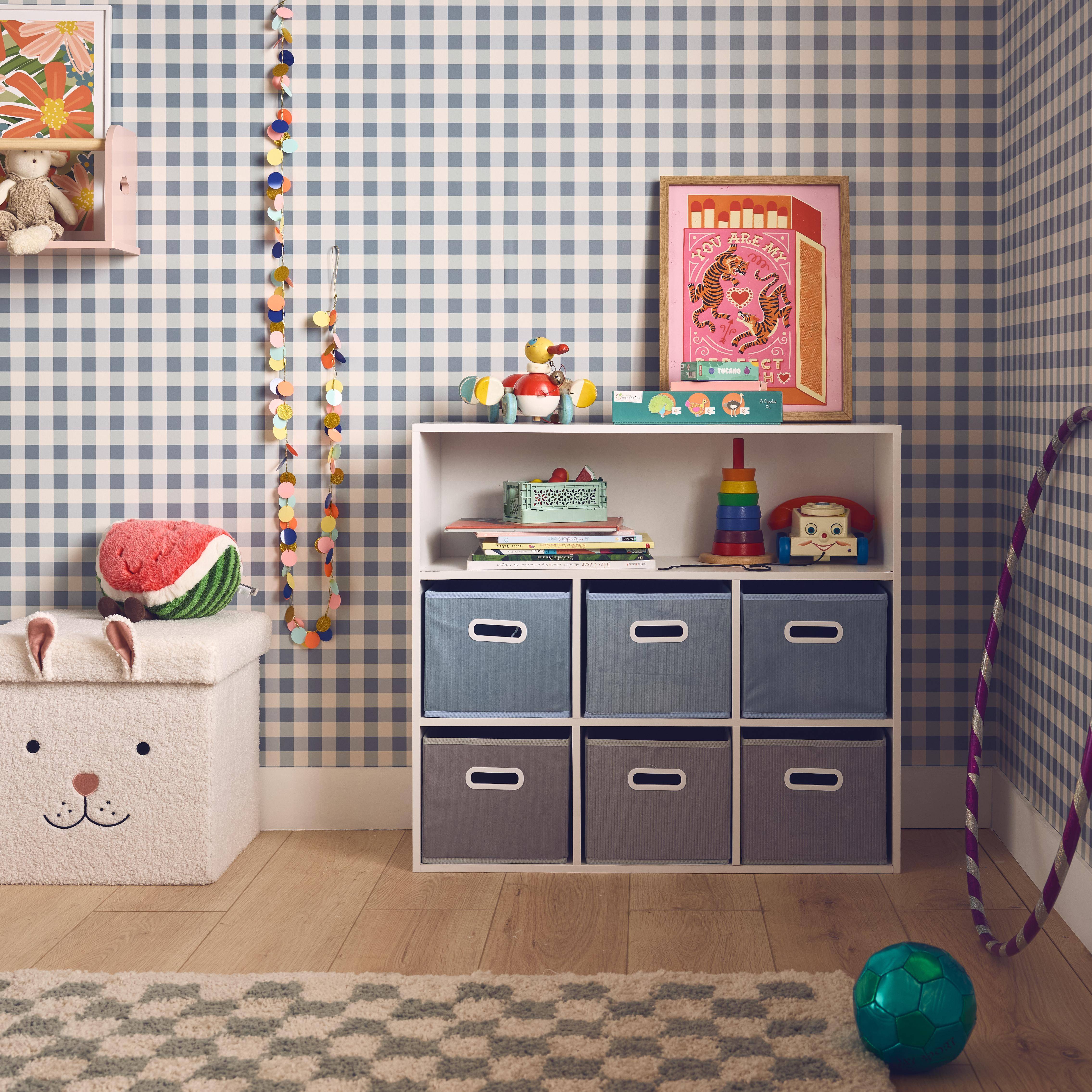 Meuble de rangement pour enfant avec 7 compartiments et 3 paniers bleus et 3 paniers gris en velours  Photo1