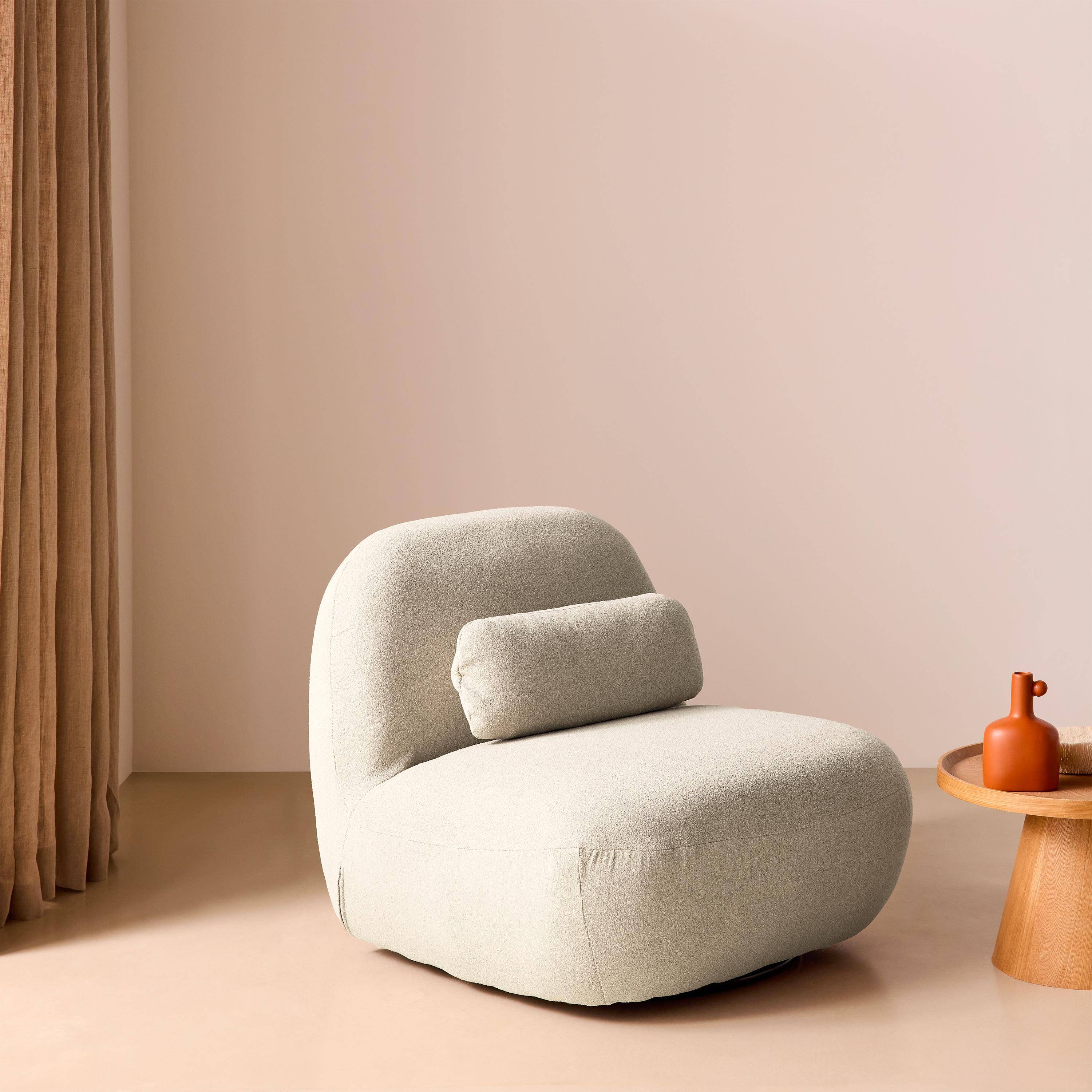 Fauteuil pivotant 360° en bouclette texturée blanc crème, piètement en métal noir mat - SPINO Photo3