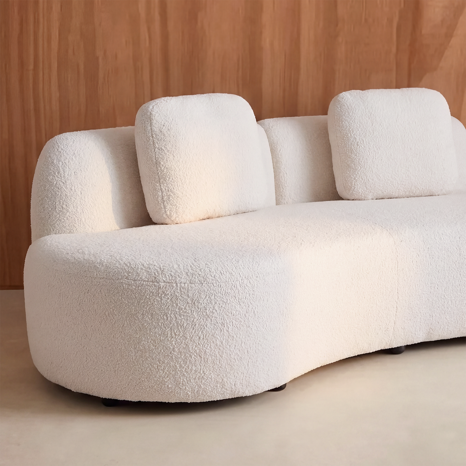 3-zits organische komma bank in bouclé stof crème L 232 x B 97 x H 68cm - Wave,sweeek,Photo2