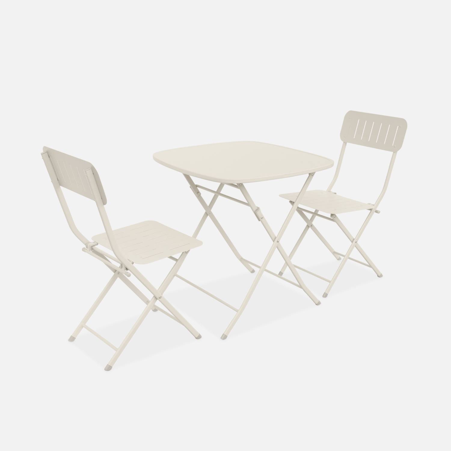 Off-white garden table and 2 folding chairs l sweeek