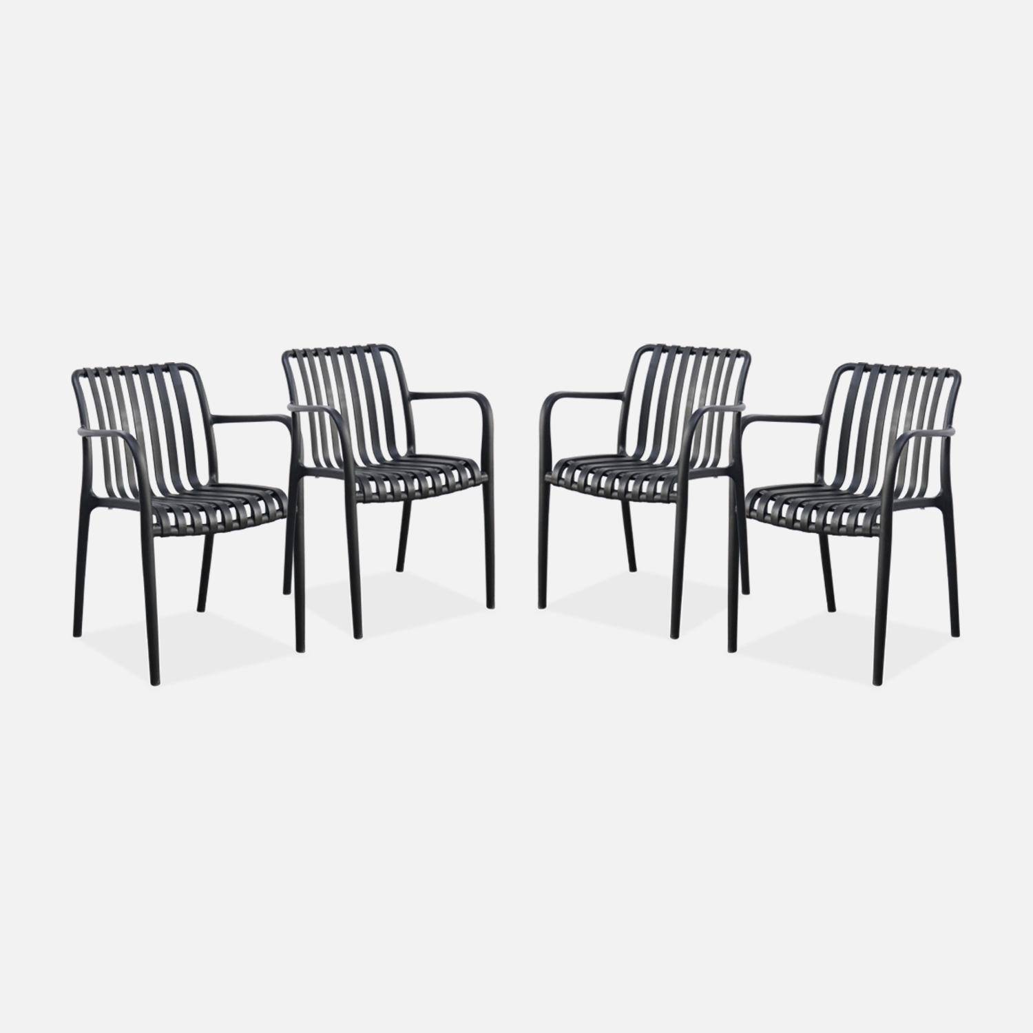 Lot de 4 fauteuils de jardin en plastique noir, empilables, design linéaire ,sweeek,Photo3