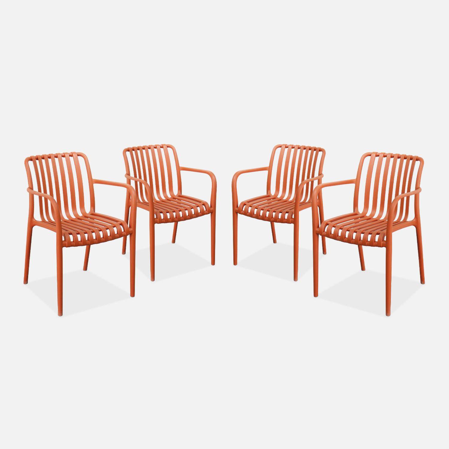 Lot de 4 fauteuils de jardin en plastique terracotta, empilables, design linéaire  Photo1