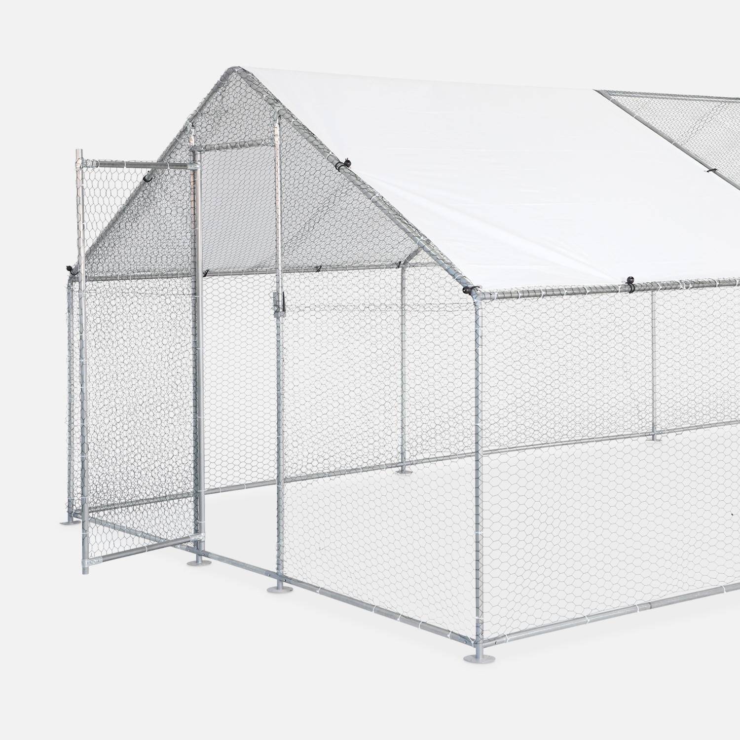 Omheining voor kippenhok in gegalvaniseerd staal, 29,3m², waterdicht en UV-bestendig dak, deur met klink Photo3