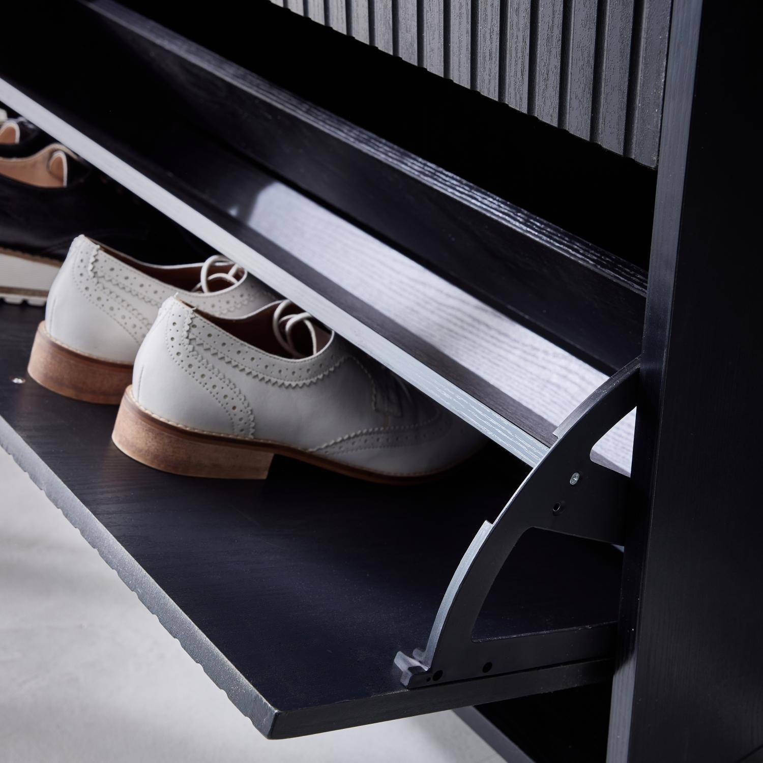 Schuhschrank mit 3 Klappen und geriffeltem Holzdekor, schwarz 18 Paare - Bazalt,sweeek,Photo4