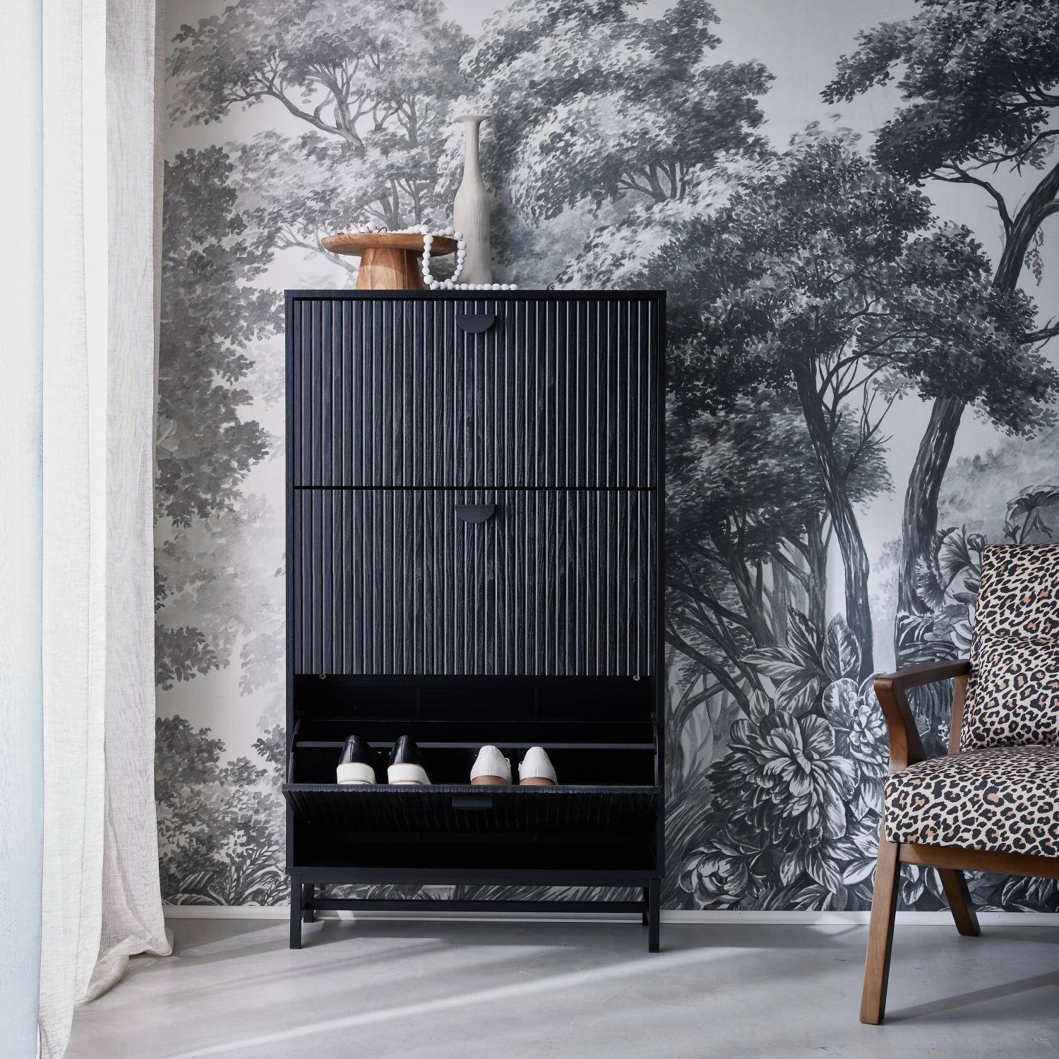 Schuhschrank mit 3 Klappen und geriffeltem Holzdekor, schwarz 18 Paare - Bazalt Photo3