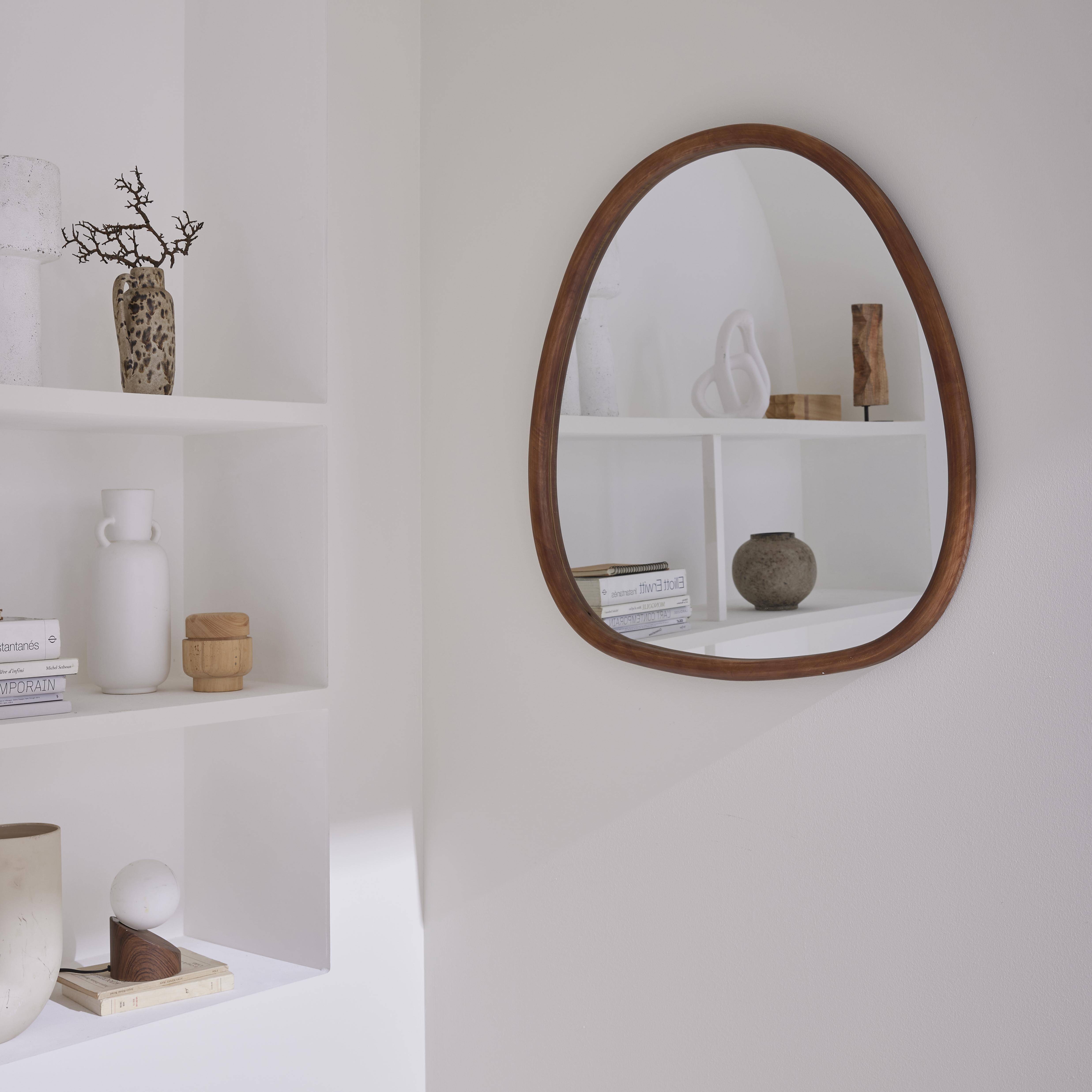 Miroir organique en bois de sapin 75cm couleur noyer CHARLIE  L 75 x l 70 x E 3cm,sweeek,Photo1