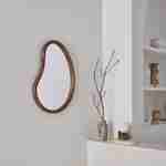 Miroir organique en bois de sapin 65cm épaisseur 3cm coloris noyer idéal entrée, chambre ou salle de bain Photo1