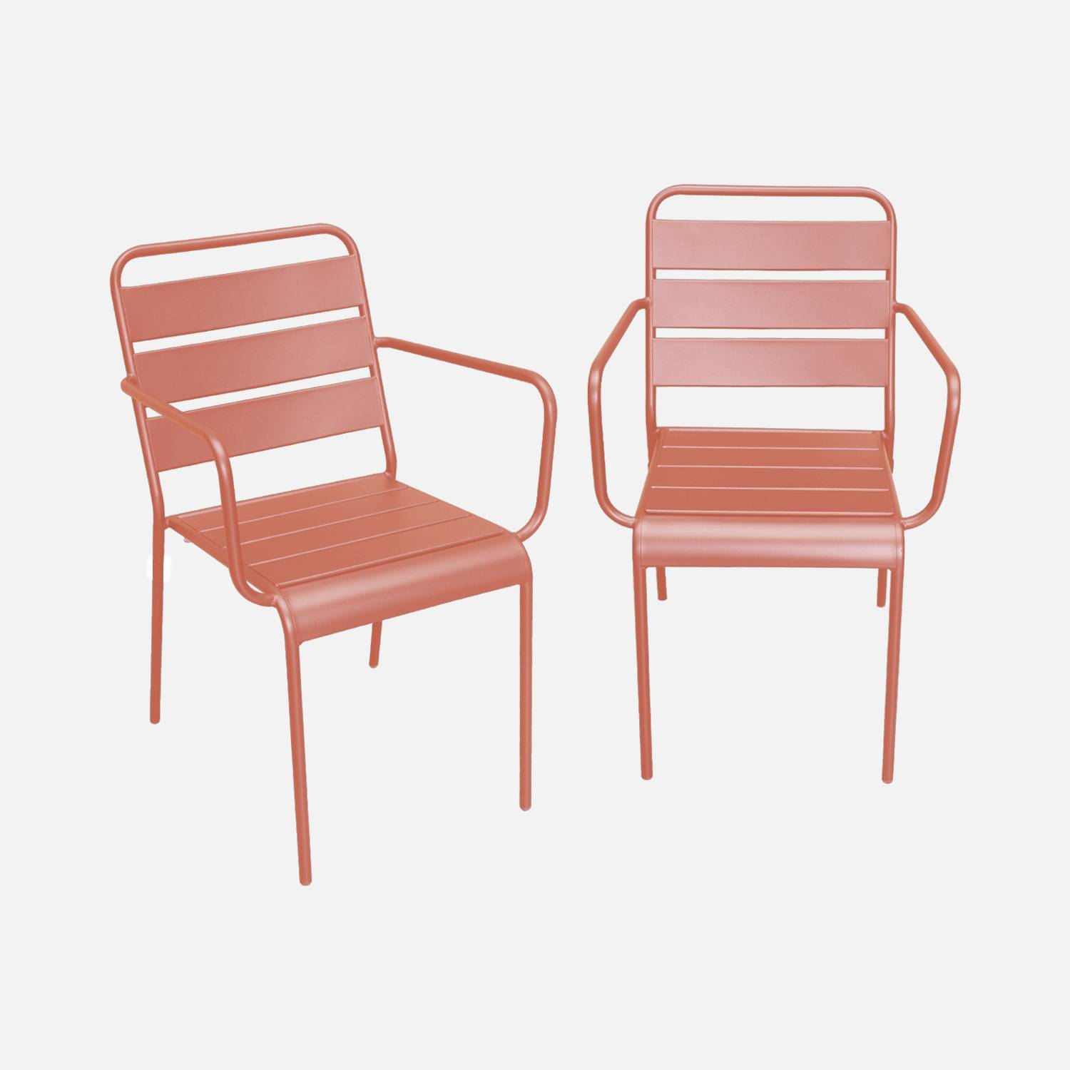 2er Set stapelbare Sessel aus Metall in lachsrosa l sweeek