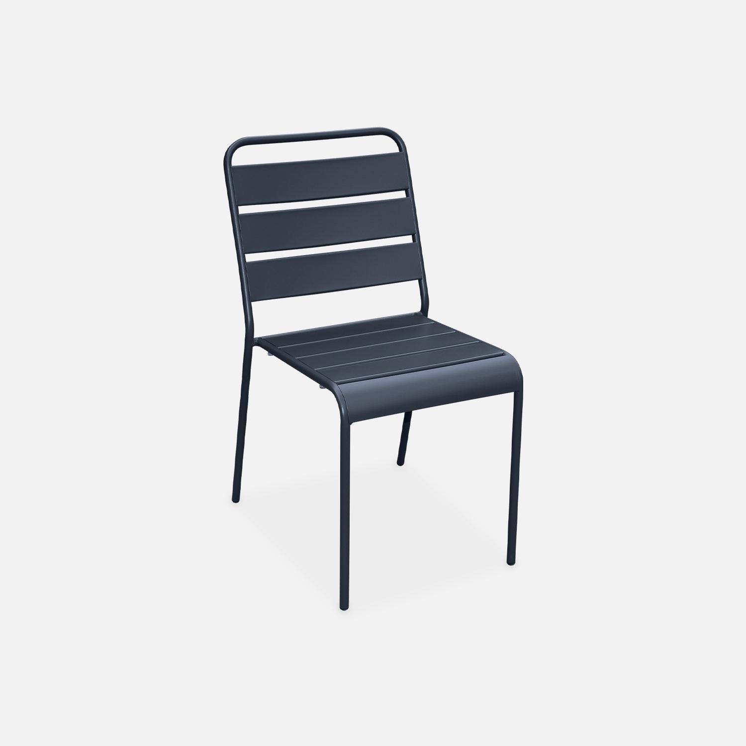 Set van 4 stapelbare metalen stoelen voor binnen en buiten, roestbestendige lak in grijs,sweeek,Photo2
