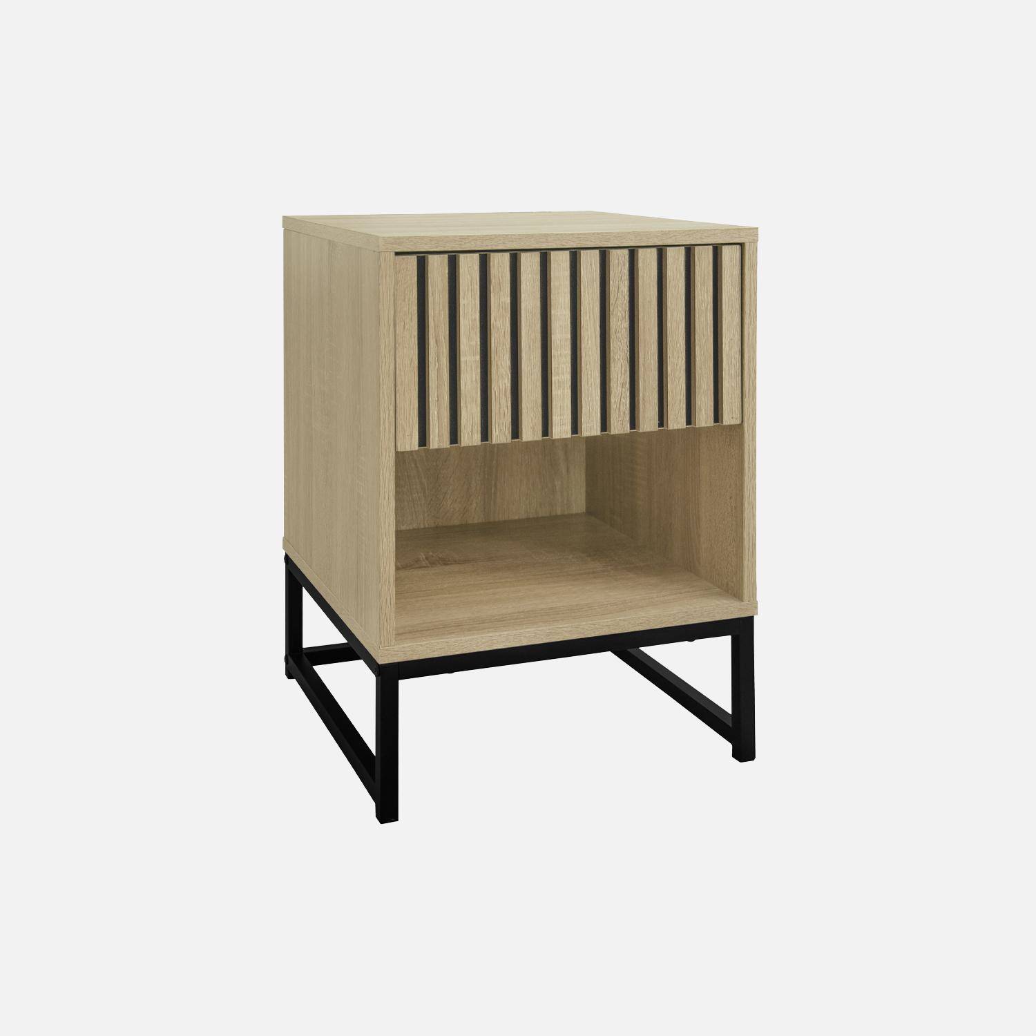 LYNCOHOME Comodino Scanalato Con 3 Cassetti - Moderno In Legno Con Profilo Curvo E Manici In Metallo - Cassettiera Per Camera Da Letto, Soggiorno - 59,9x40x72 Cm - 4