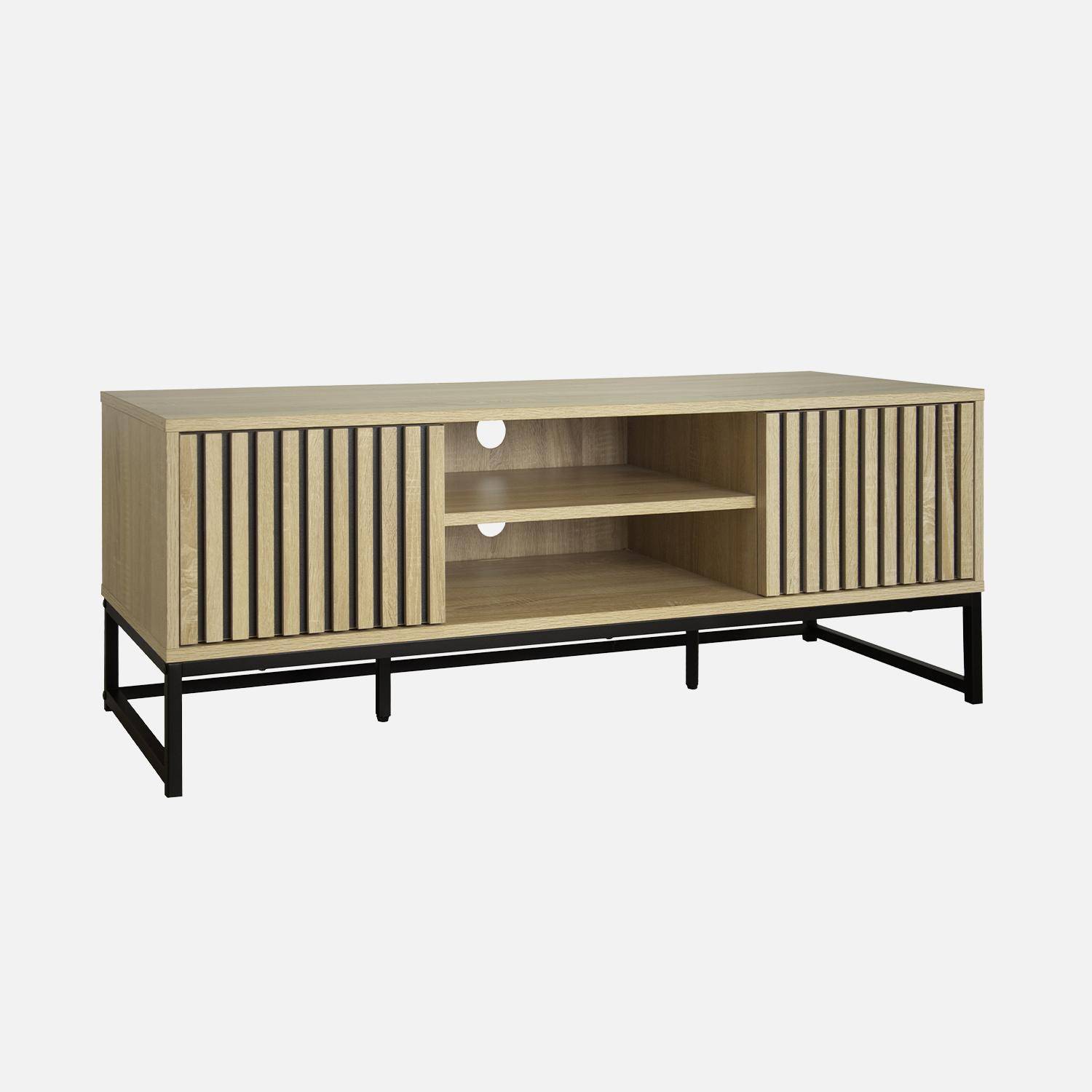 Mueble de TV con decoración de madera estriada y base de metal negro, sistema de apertura a presión,sweeek,Photo3