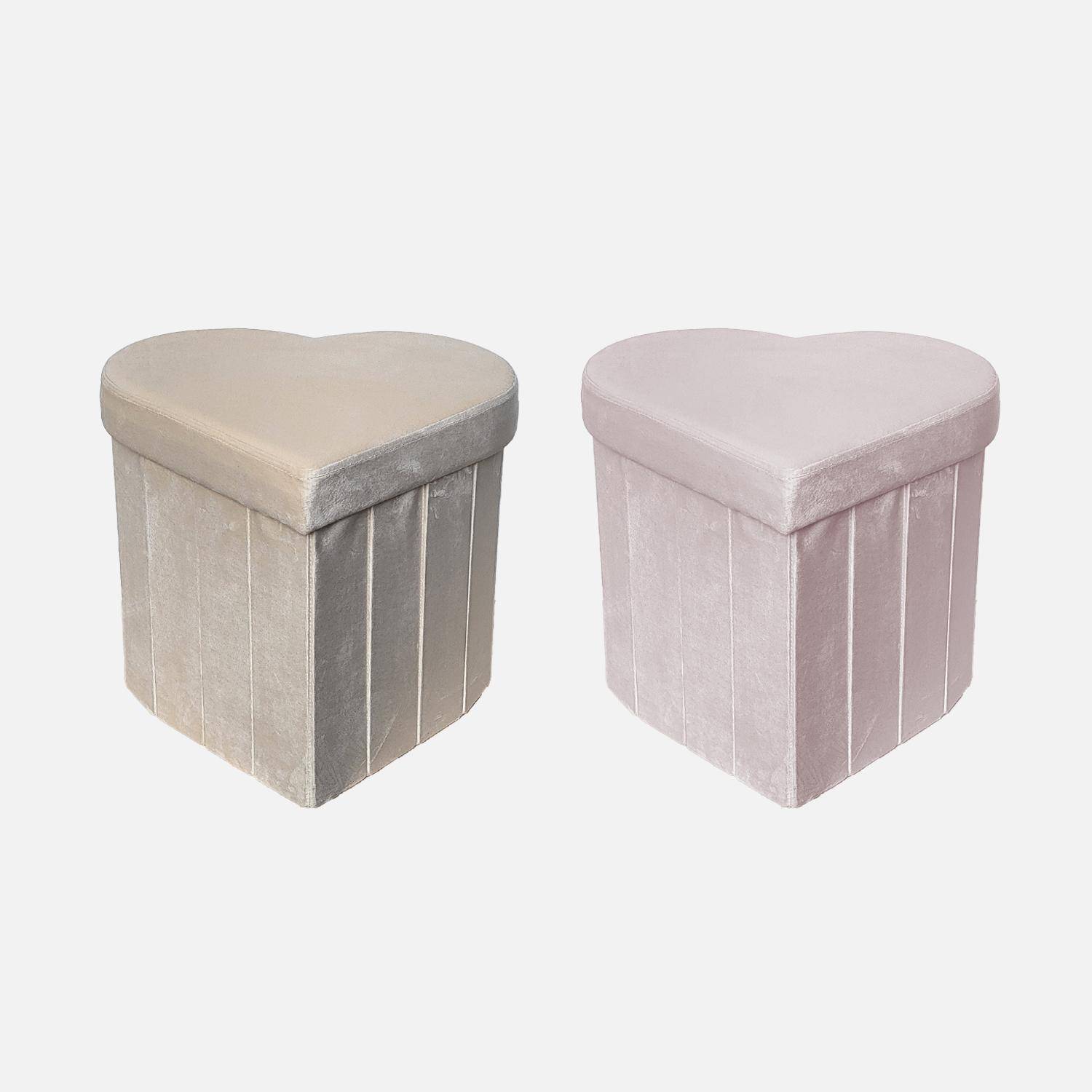 Lot de 2 tabourets-coffre pliables pour enfant avec assise en velours beige et en forme de cœur  Photo5