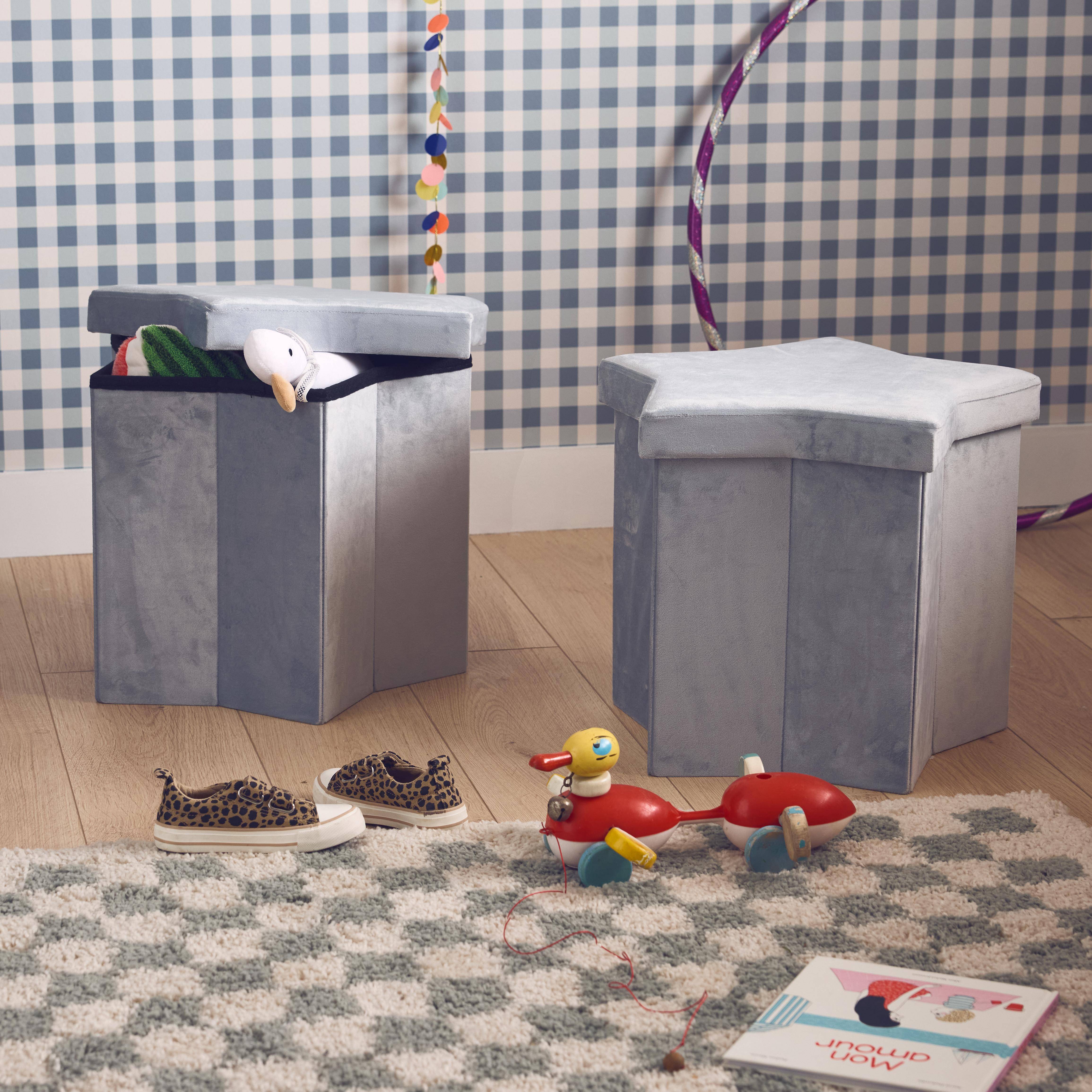 Lot de 2 tabourets pliables pour enfant avec assise en velours gris et en forme d'étoile Photo1