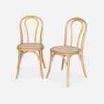 Conjunto de duas cadeiras de madeira vintage com assento de vime e costas arredondadas em cor natural Photo1