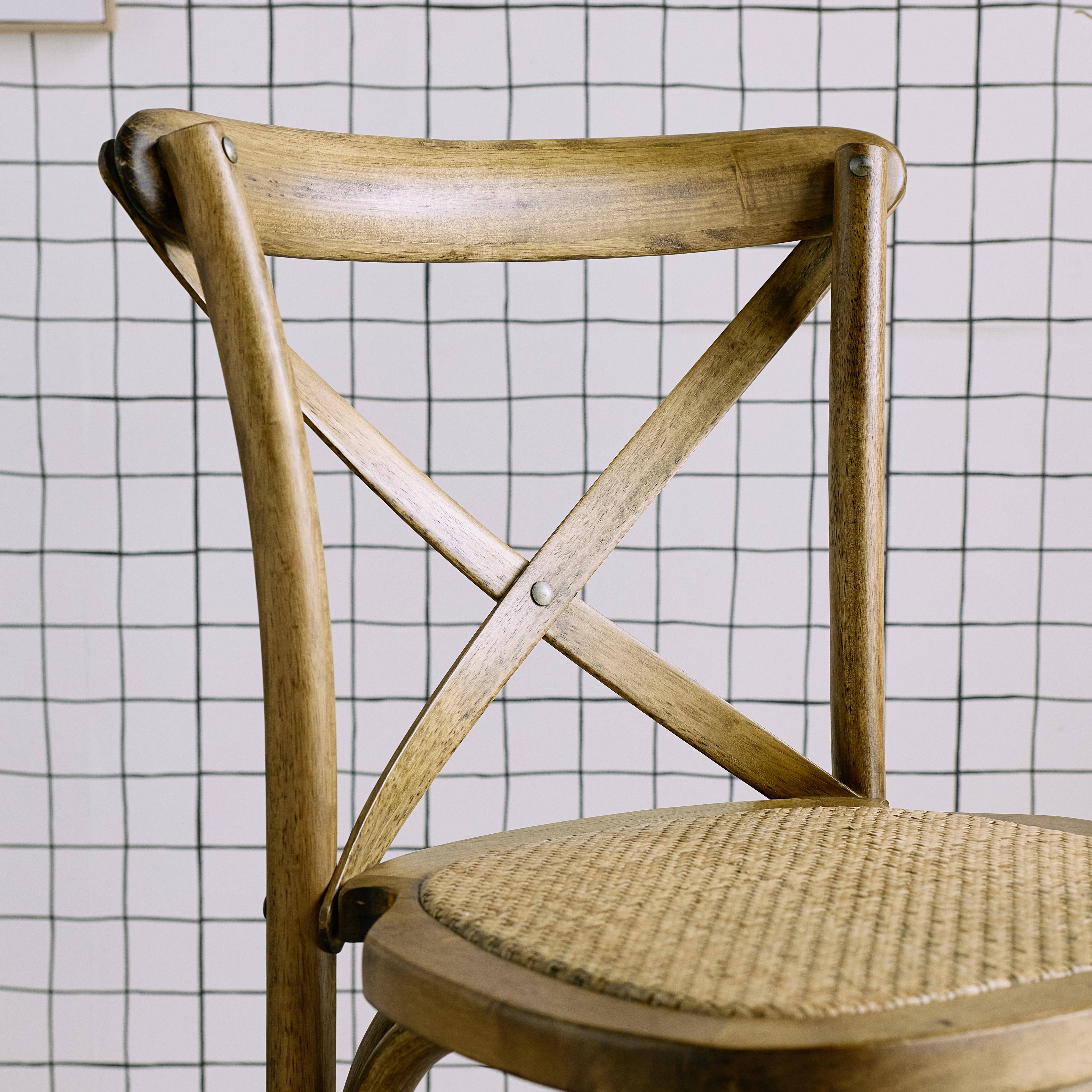 Tabouret de bar bistrot vintage en bois marron vieilli avec repose-pieds ,sweeek,Photo5