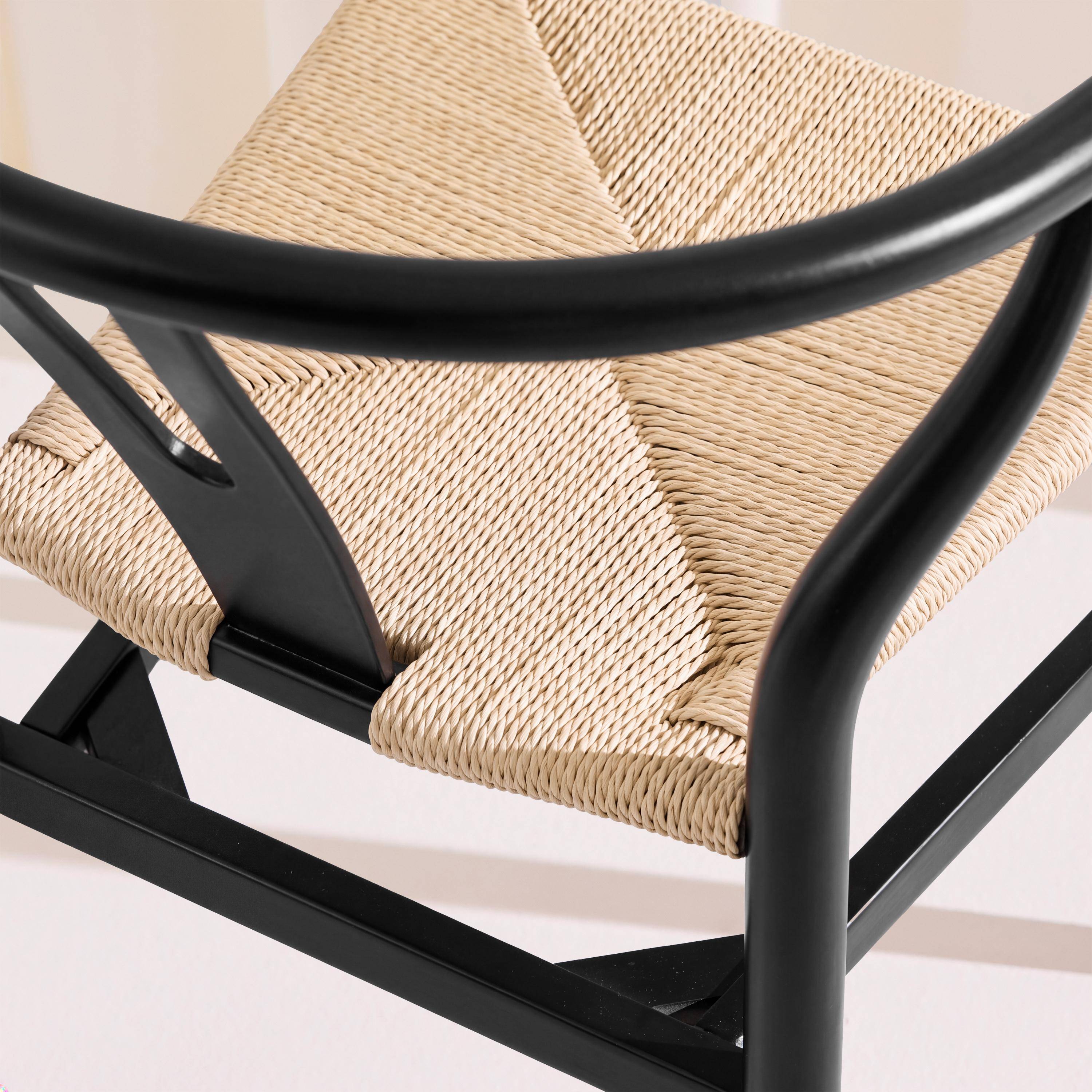 Lot de deux chaises vintage noires en bois d'hévéa avec assise en cordes et dossier arrondi,sweeek,Photo4