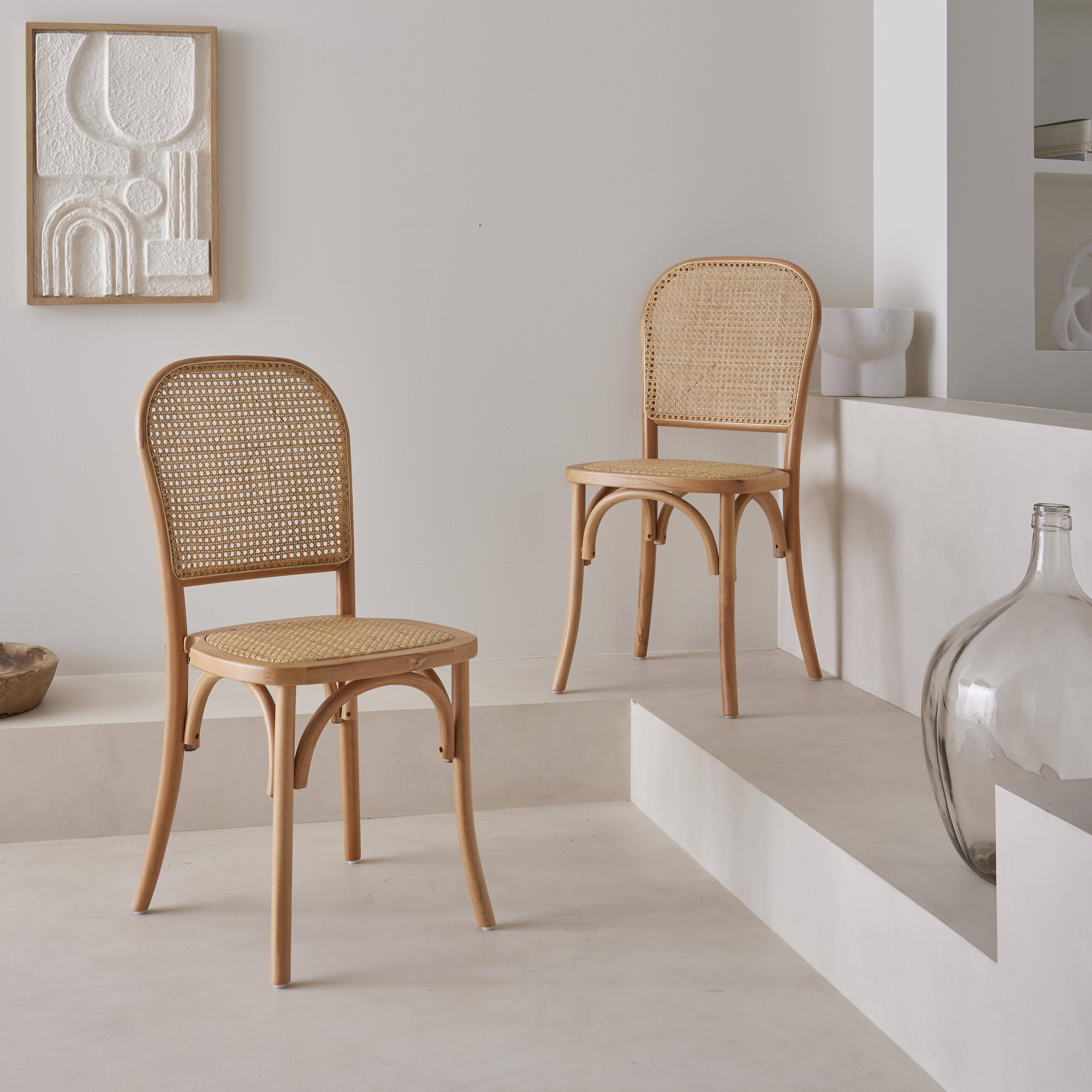Set van twee vintage stoelen in een natuurlijke houtlook, rotan zitvlak en rugleuning Photo1