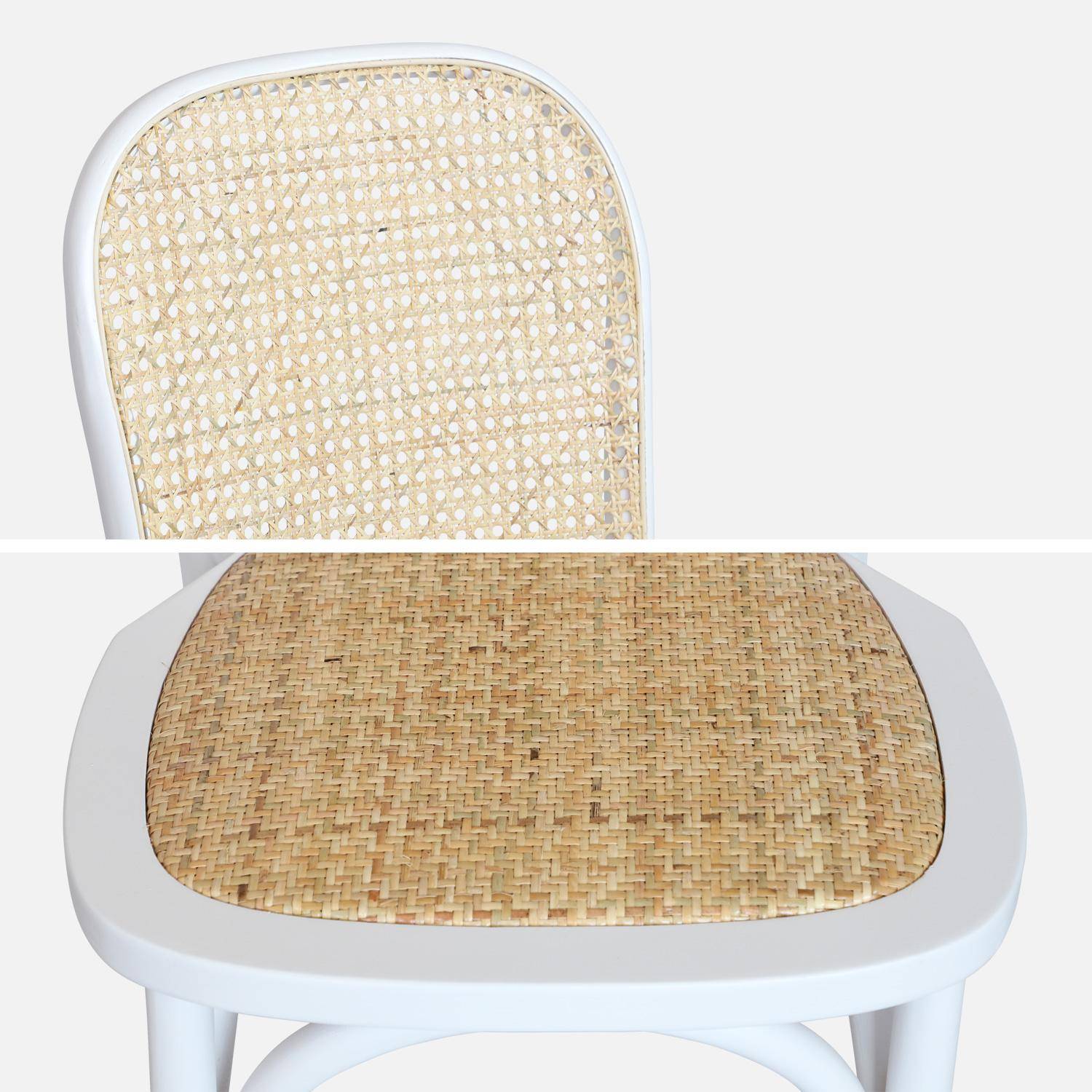 Lot de deux chaises vintage blanches en bois avec assise et dossier en rotin,sweeek,Photo8