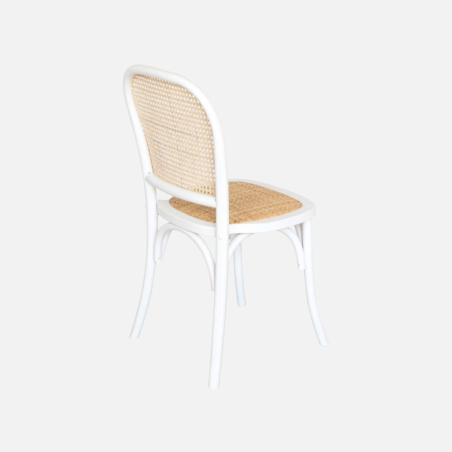 Set van twee vintage witte houten stoelen met rotan zitvlak en rugleuning Photo6