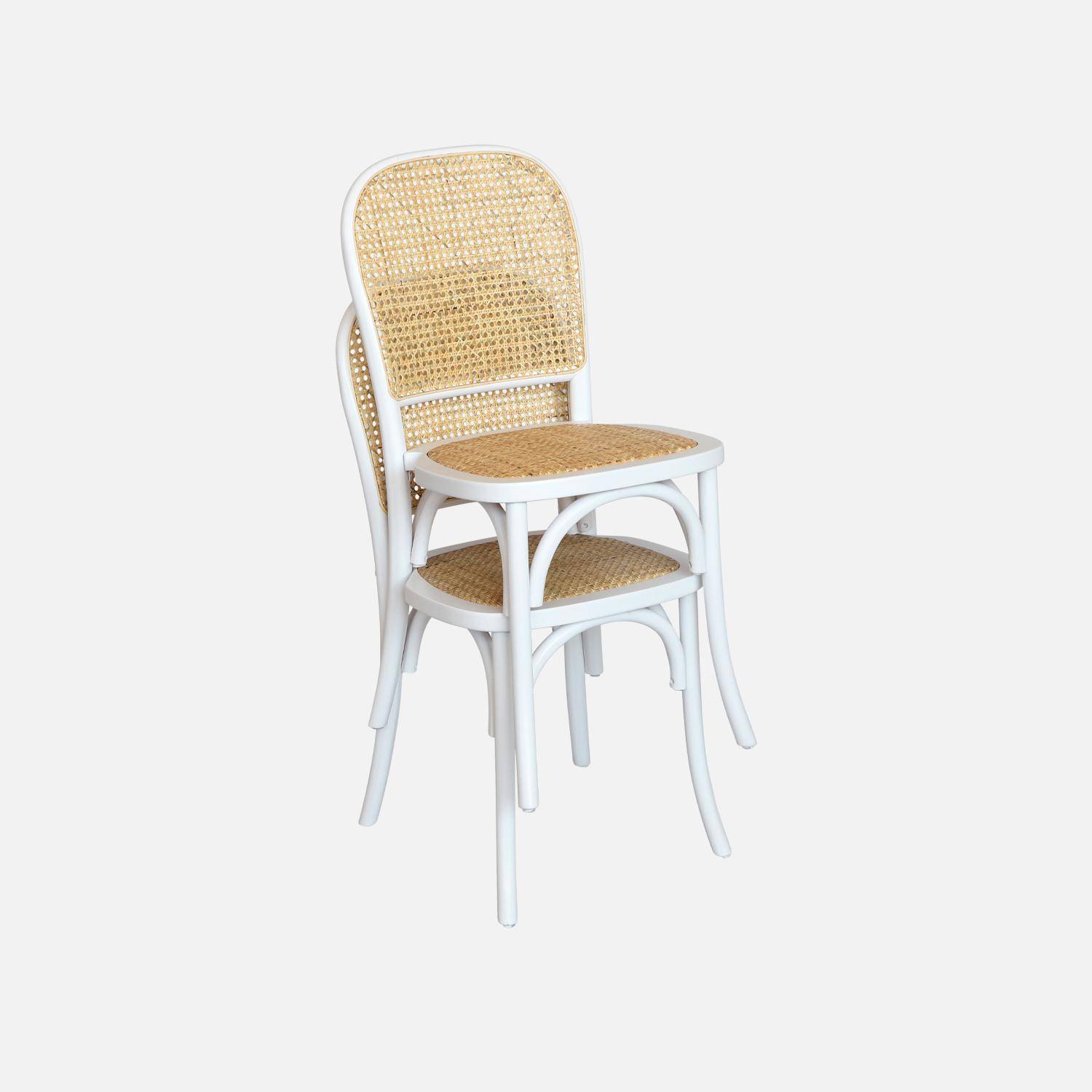 Lot de deux chaises vintage blanches en bois avec assise et dossier en rotin,sweeek,Photo7