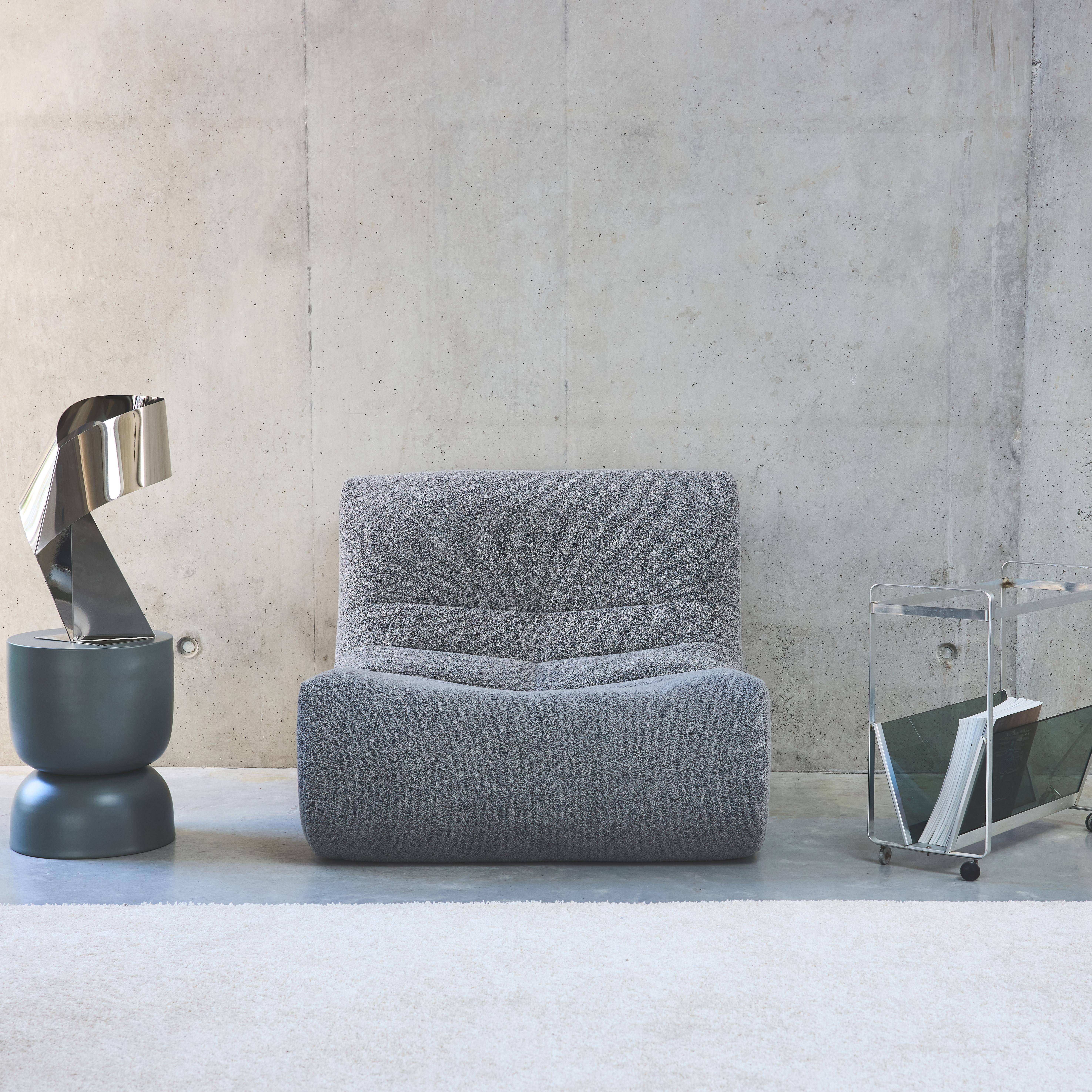 Fauteuil in grijze boucléstof, eigentijdse stijl, 1 zitplaats,sweeek,Photo1