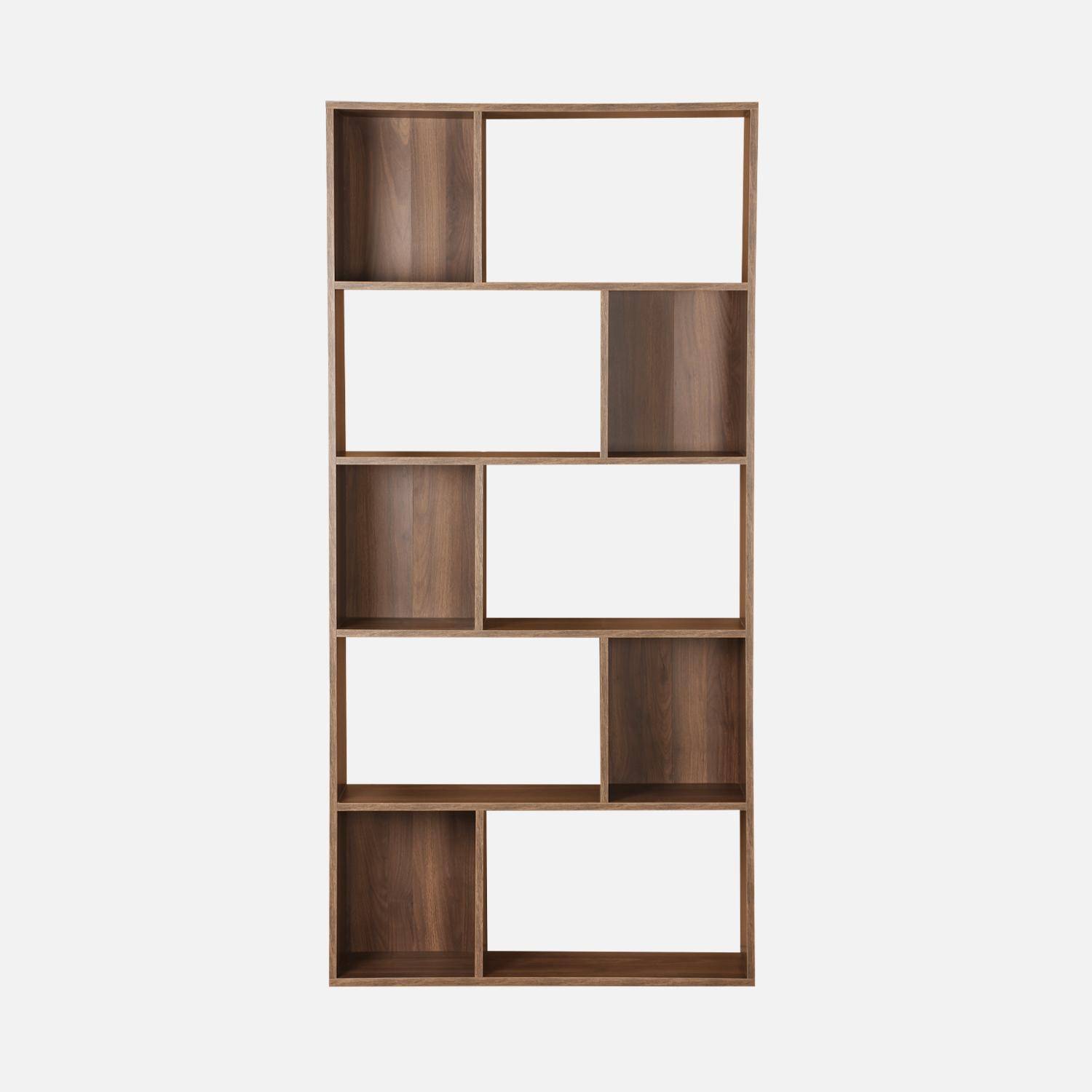 Estantería de diseño asimétrico en madera de nogal oscuro - Pieter - 5 estantes, 10 compartimentos, 83x23x173cm,sweeek,Photo4