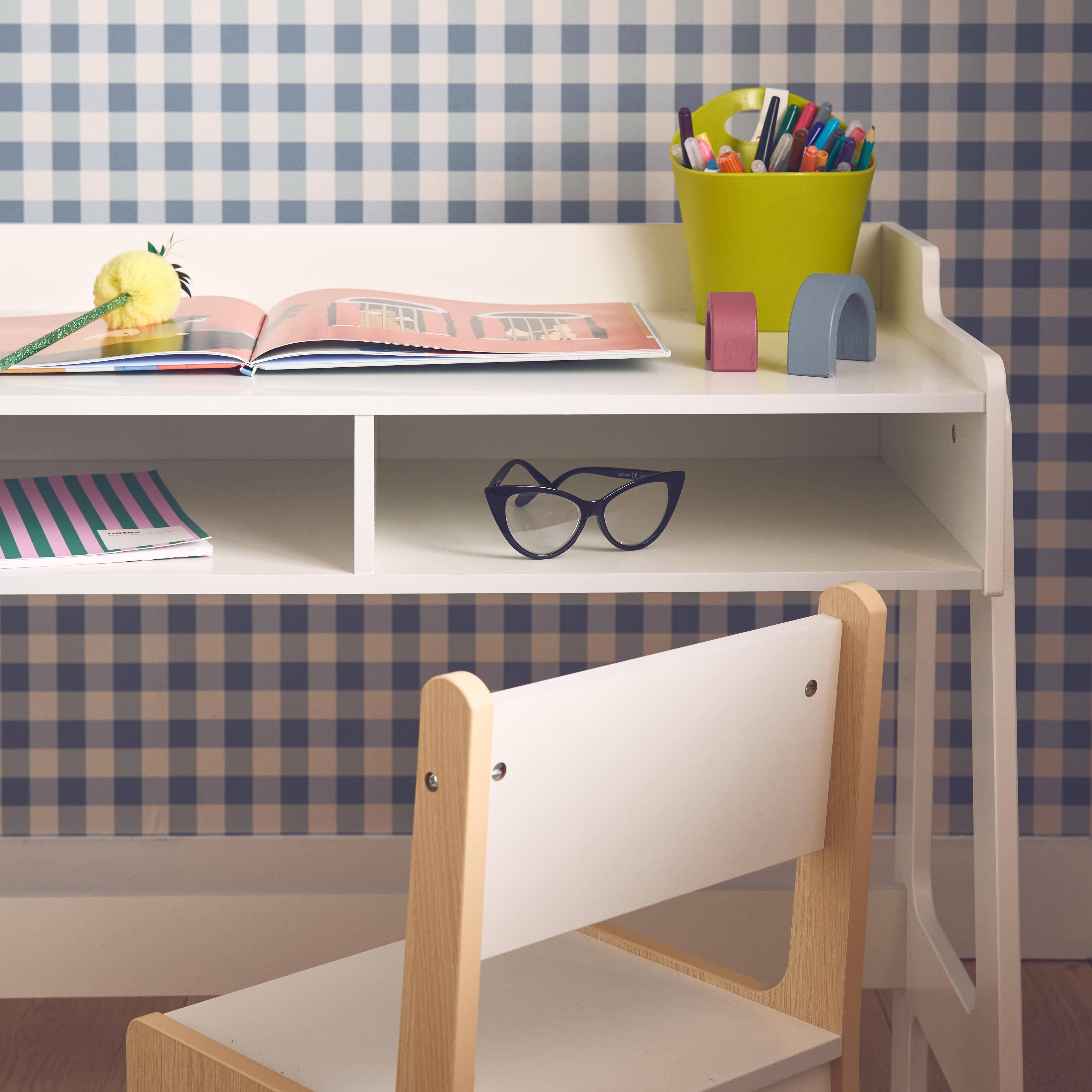 Bureau blanc avec chaise pour enfant  Photo2