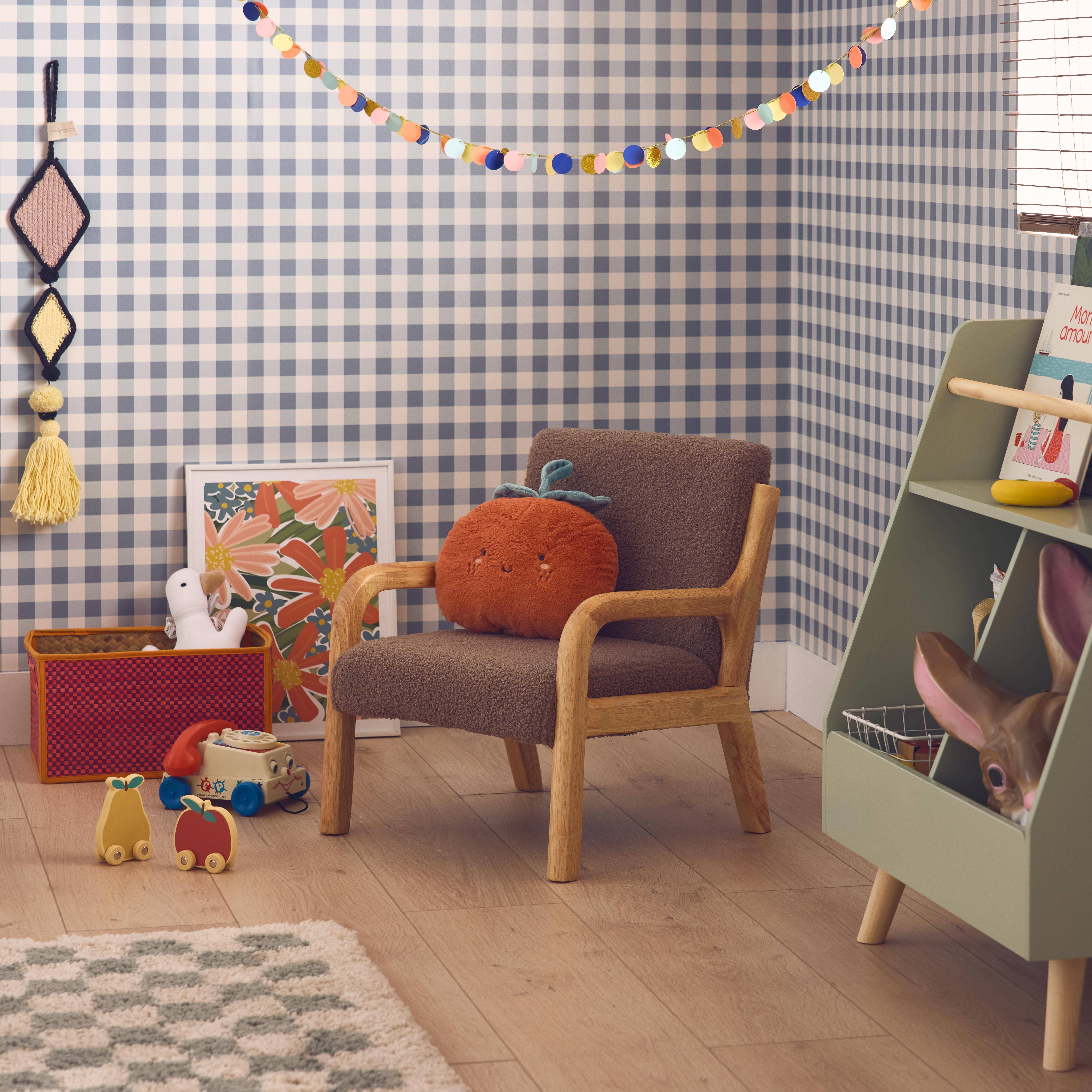 Fauteuil scandinave enfant en bois et tissu bouclette marron Photo1