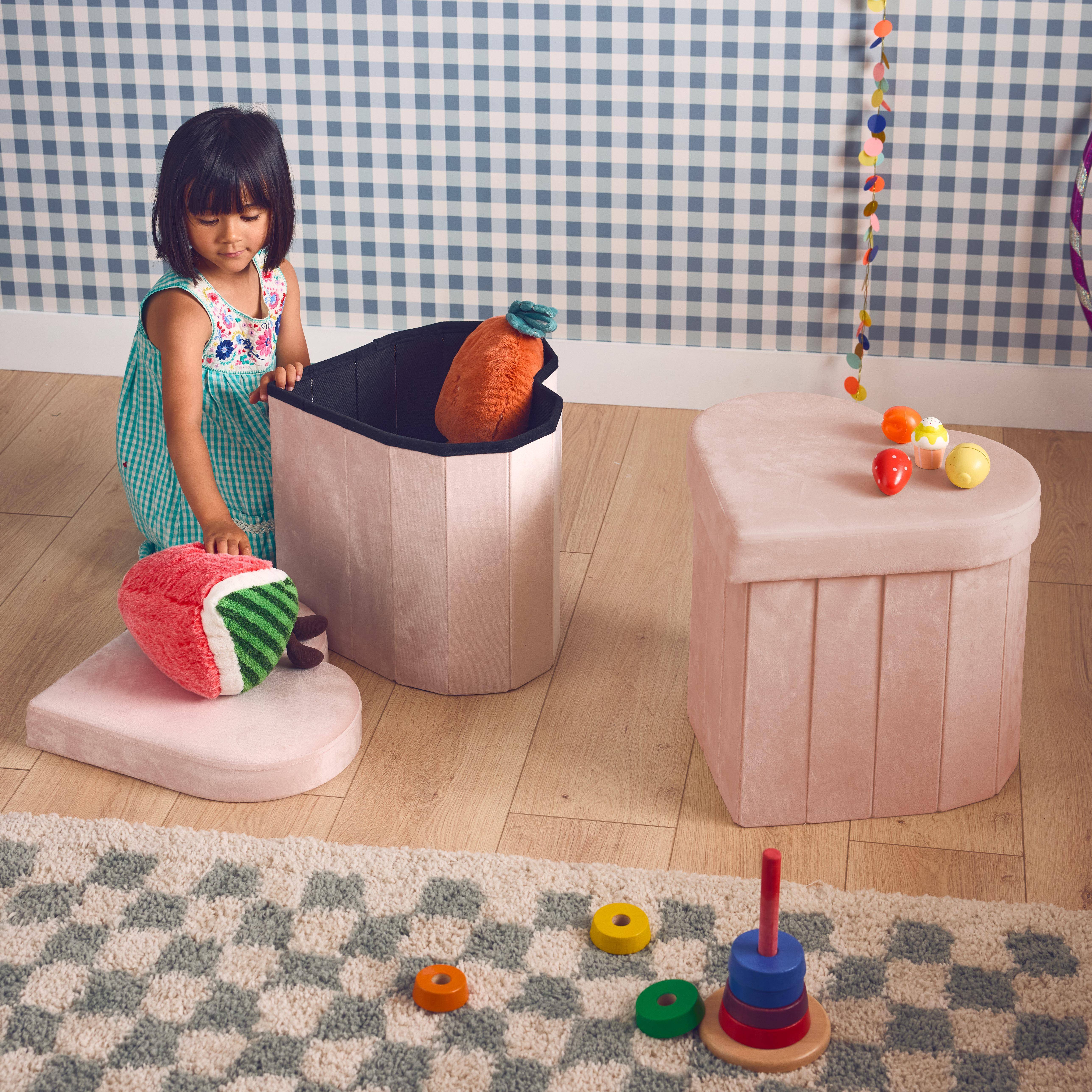 Lot de 2 tabourets pliables pour enfant avec assise en velours rose et en forme de cœur  Photo1