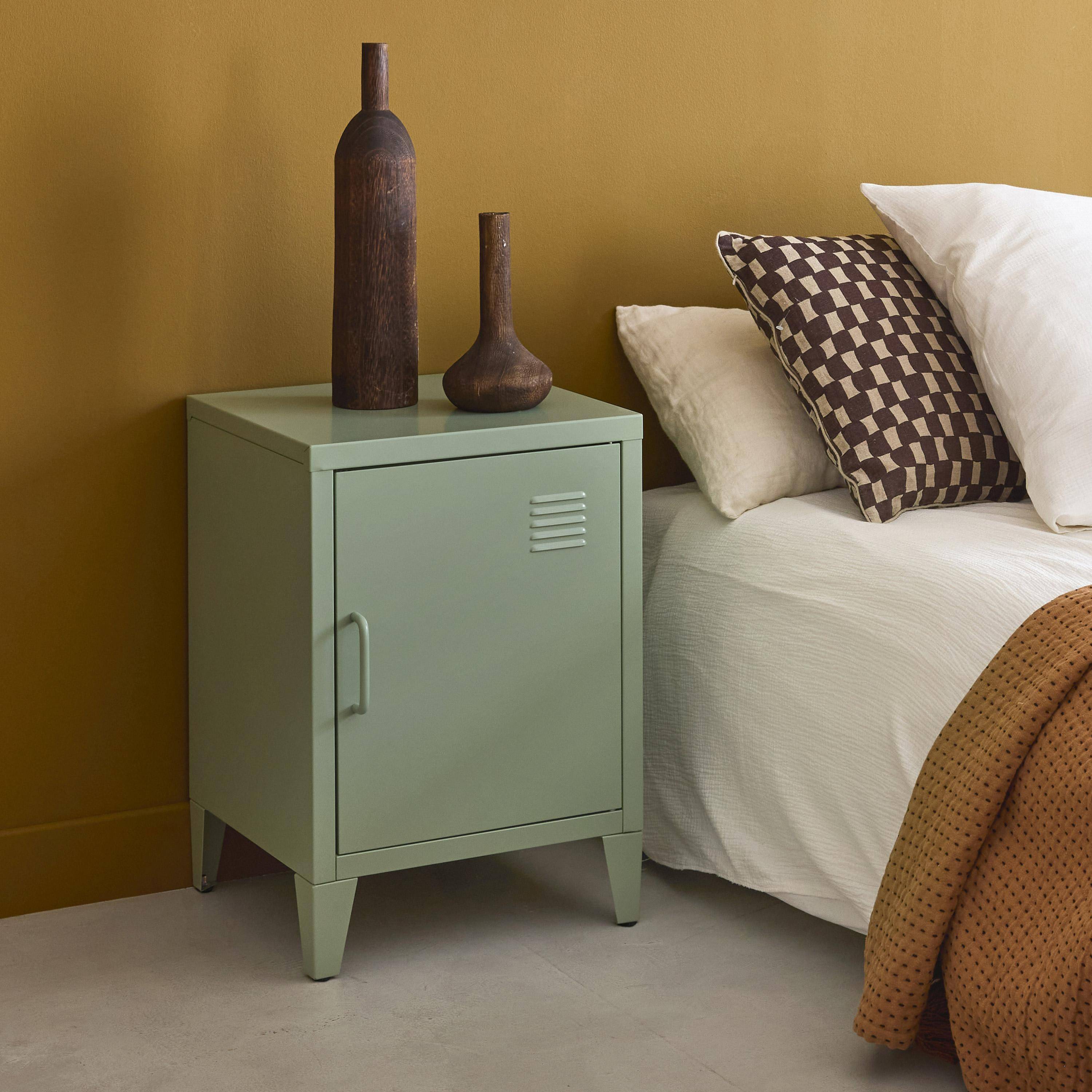 Table de chevet en acier vert, 1 porte, casier  Photo1