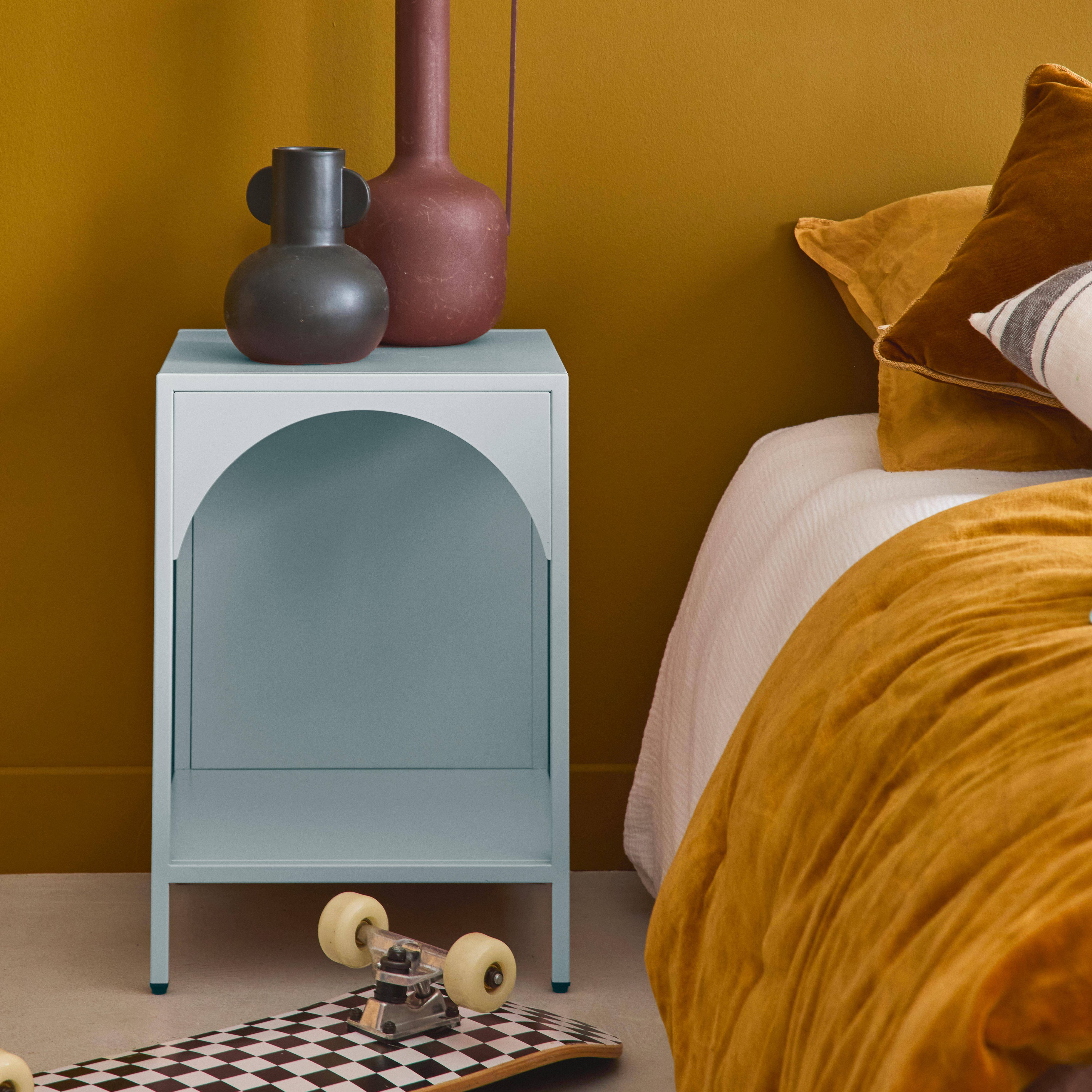 Table de chevet, table d'appoint en métal bleu clair chambre enfant  Photo1