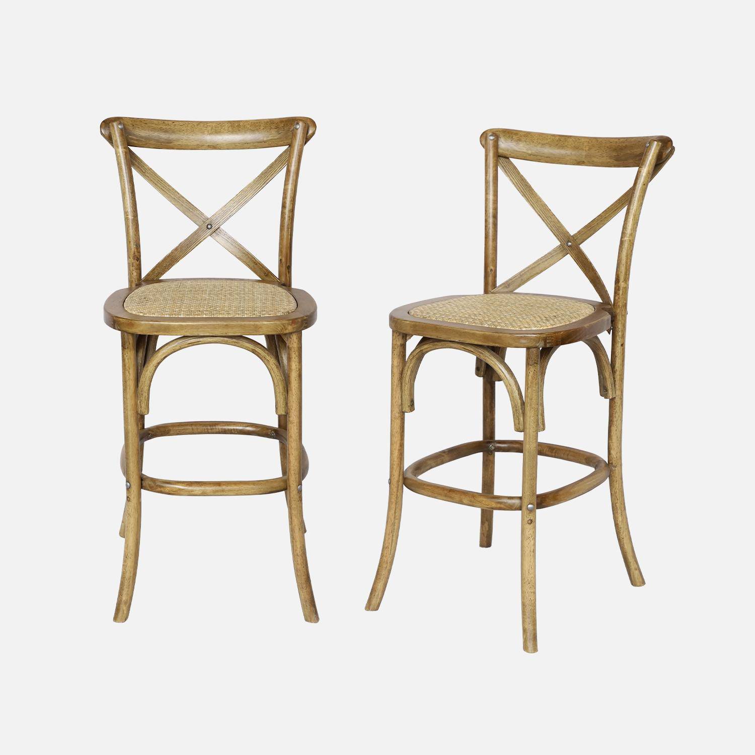 Set van 2 vintage bruine houten bistro barkrukken met voetsteunen Photo1