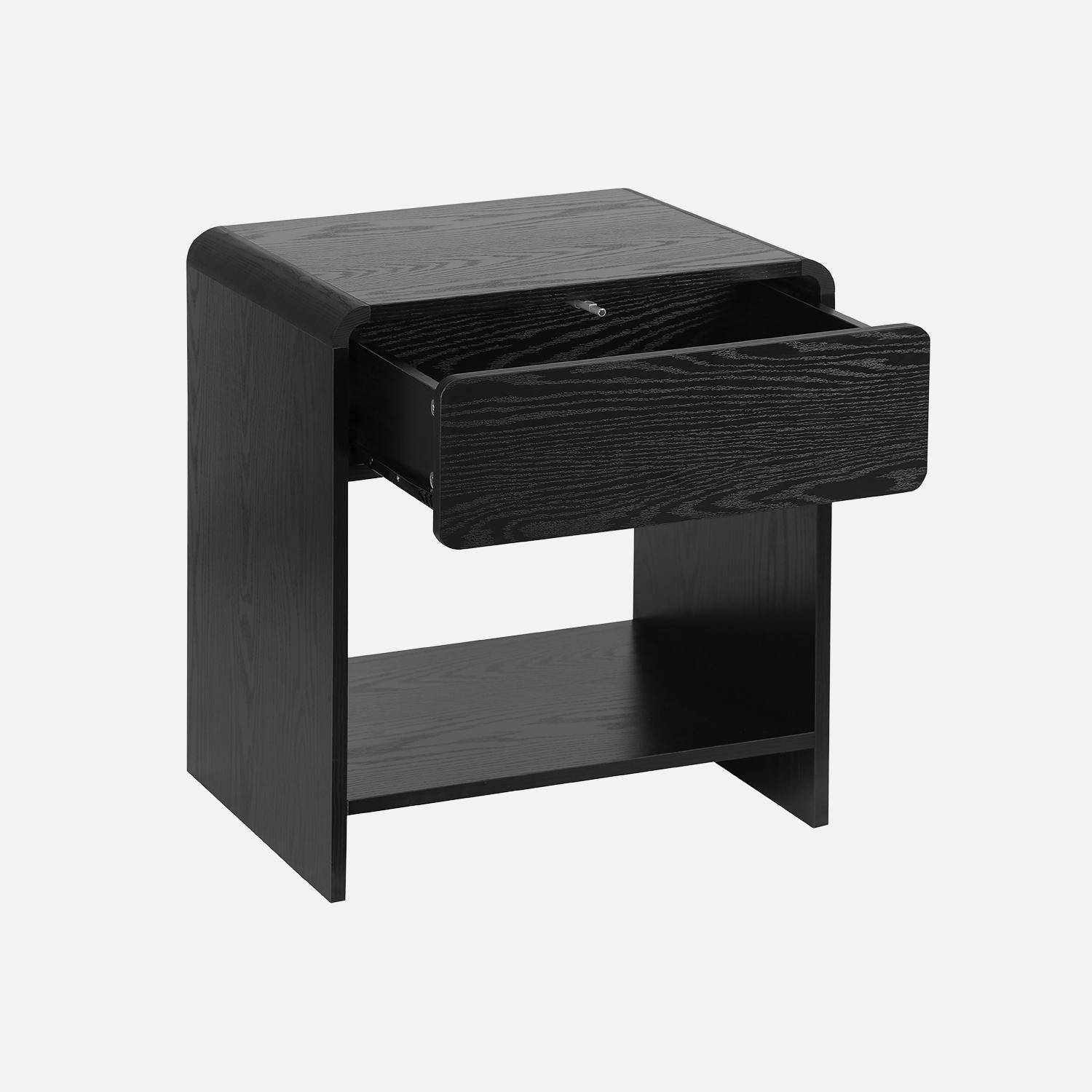 Mesa de cabeceira redonda com decoração em madeira, 1 gaveta e 1 prateleira, Milo, Preto, 50x40x55 cm,sweeek,Photo4
