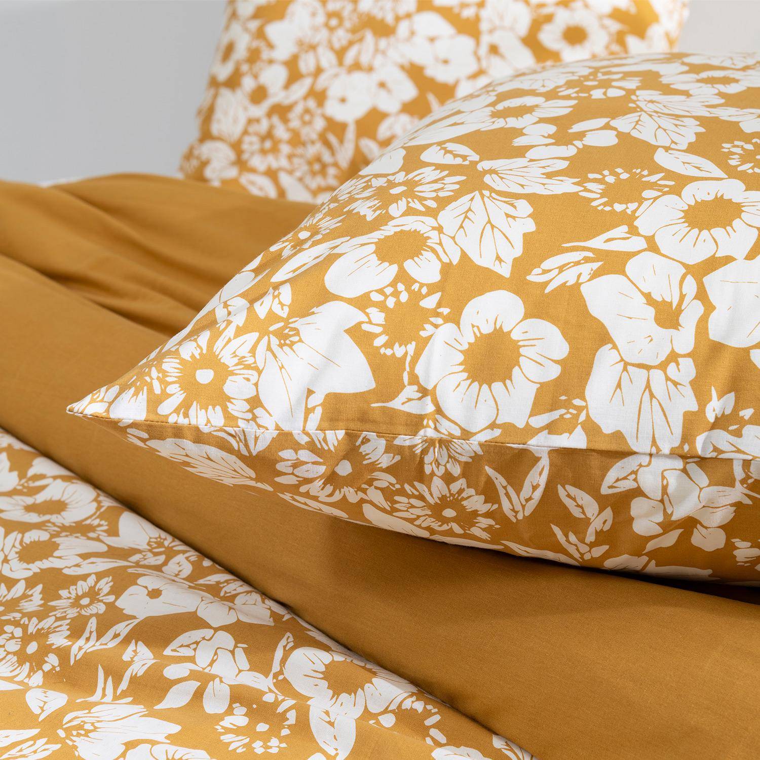 Parure de lit réversible 260x240cm imprimé floral moutarde et blanc en coton ,sweeek,Photo2