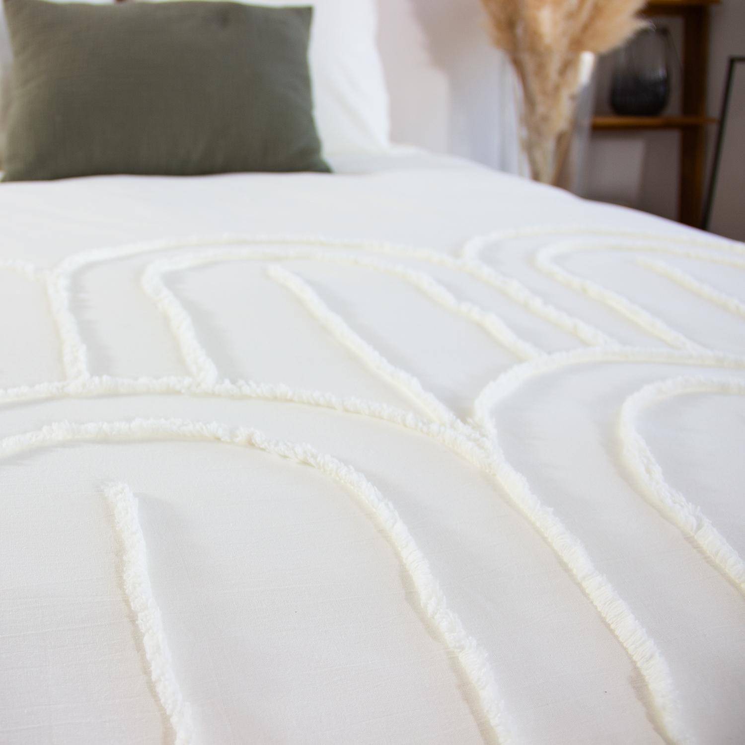 Parure de lit motif arches rétro tufté blanc 240 x 220cm en coton lavé  Photo3