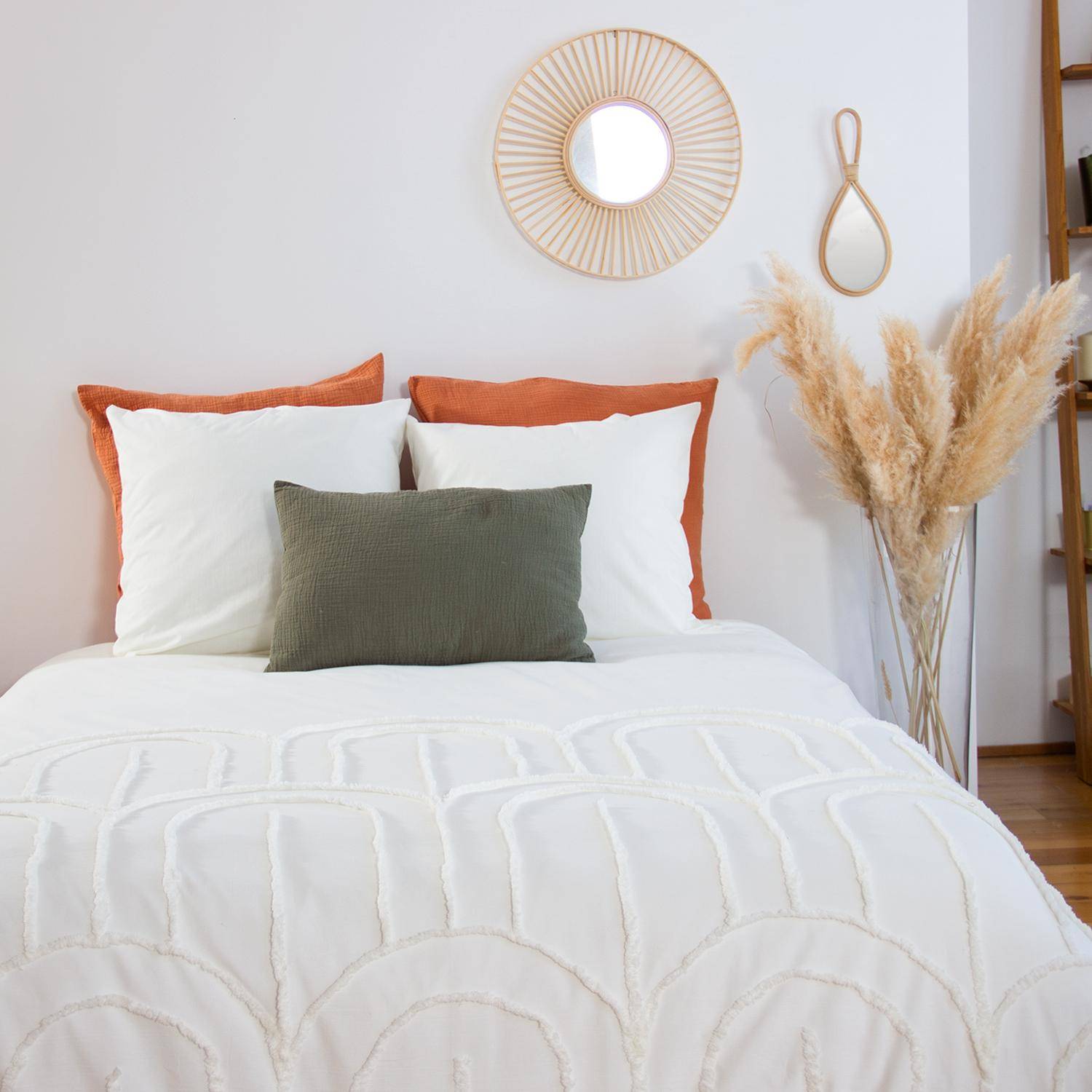 Parure de lit motif arches rétro tufté blanc 240 x 220cm en coton lavé  Photo2