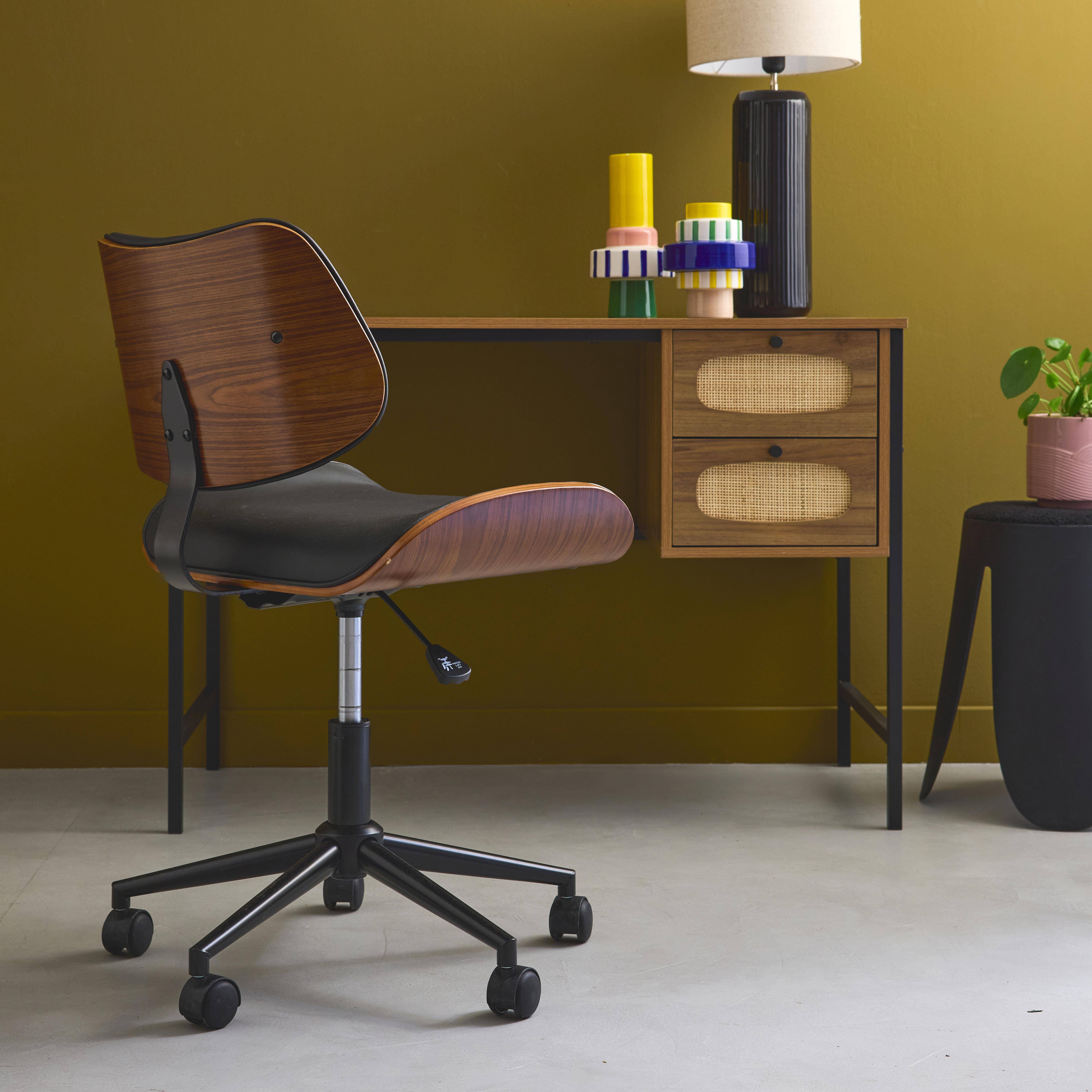 Bureaustoel met wielen, gebogen houtdecor, walnootfineer en zwart imitatieleer,sweeek,Photo2