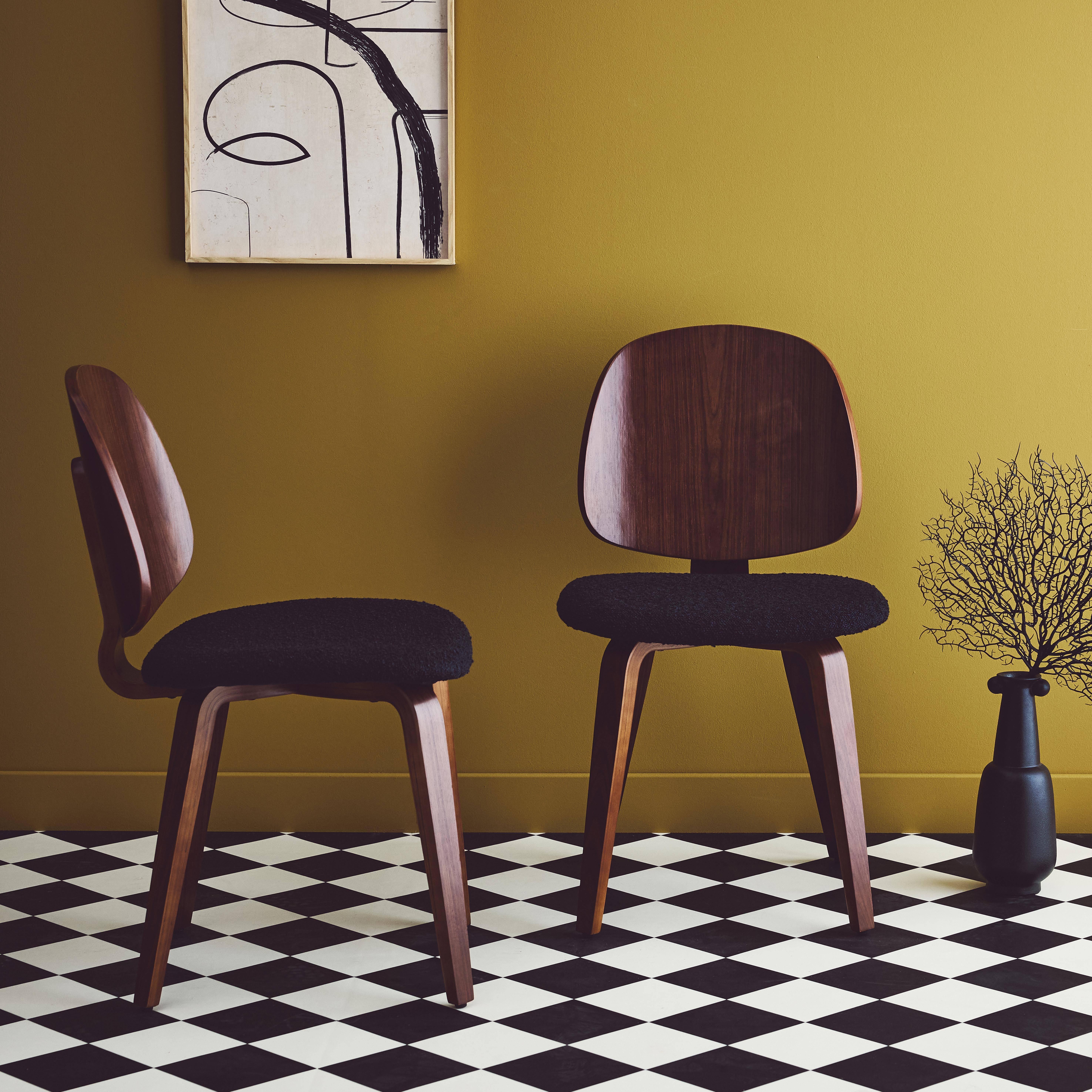Lot de 2 chaises décor bois courbé placage effet noyer et bouclette texturée noire Photo1