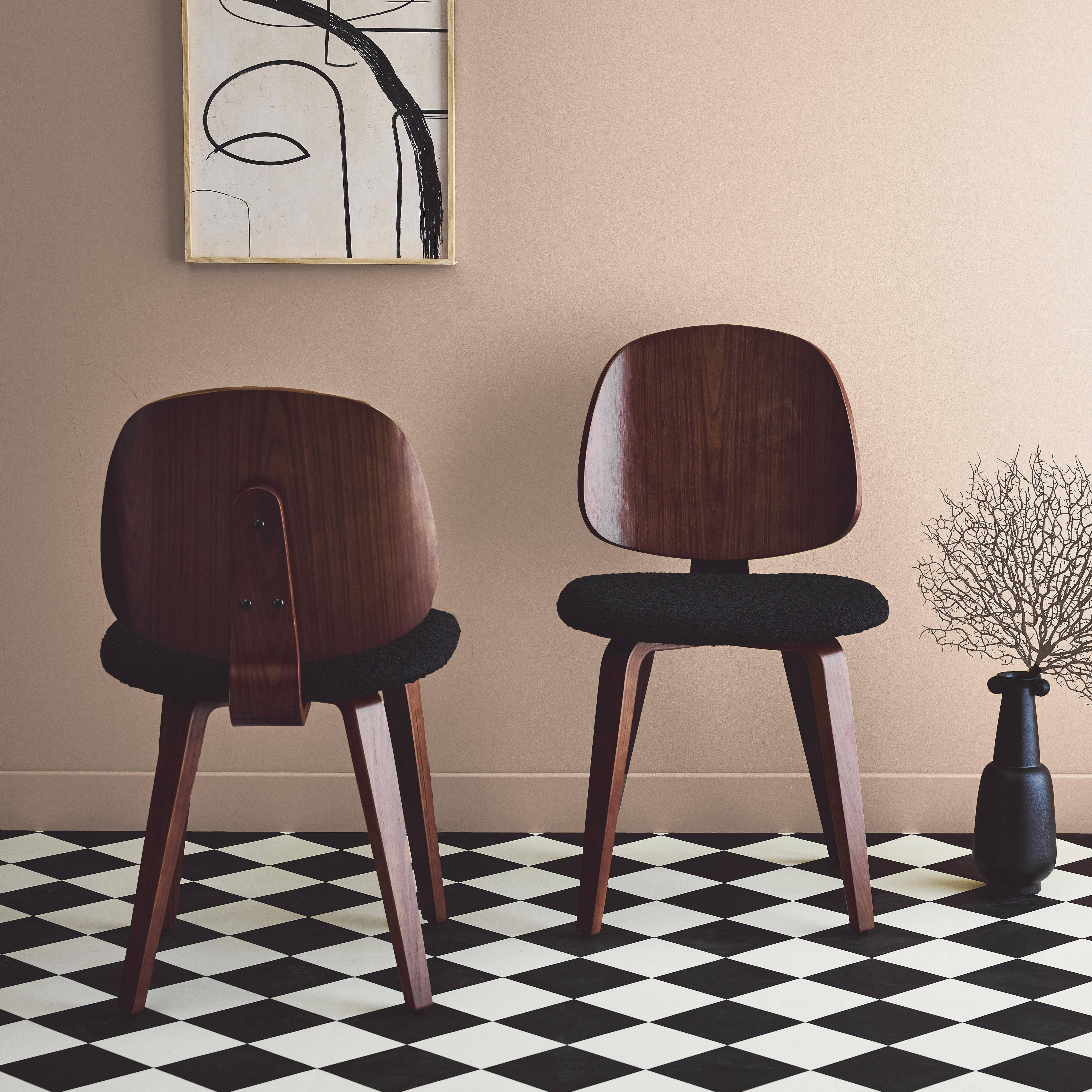 Set van 2 stoelen van gebogen populierenhout met walnootfineer en getextureerde bouclé zwart - Sophia,sweeek,Photo2