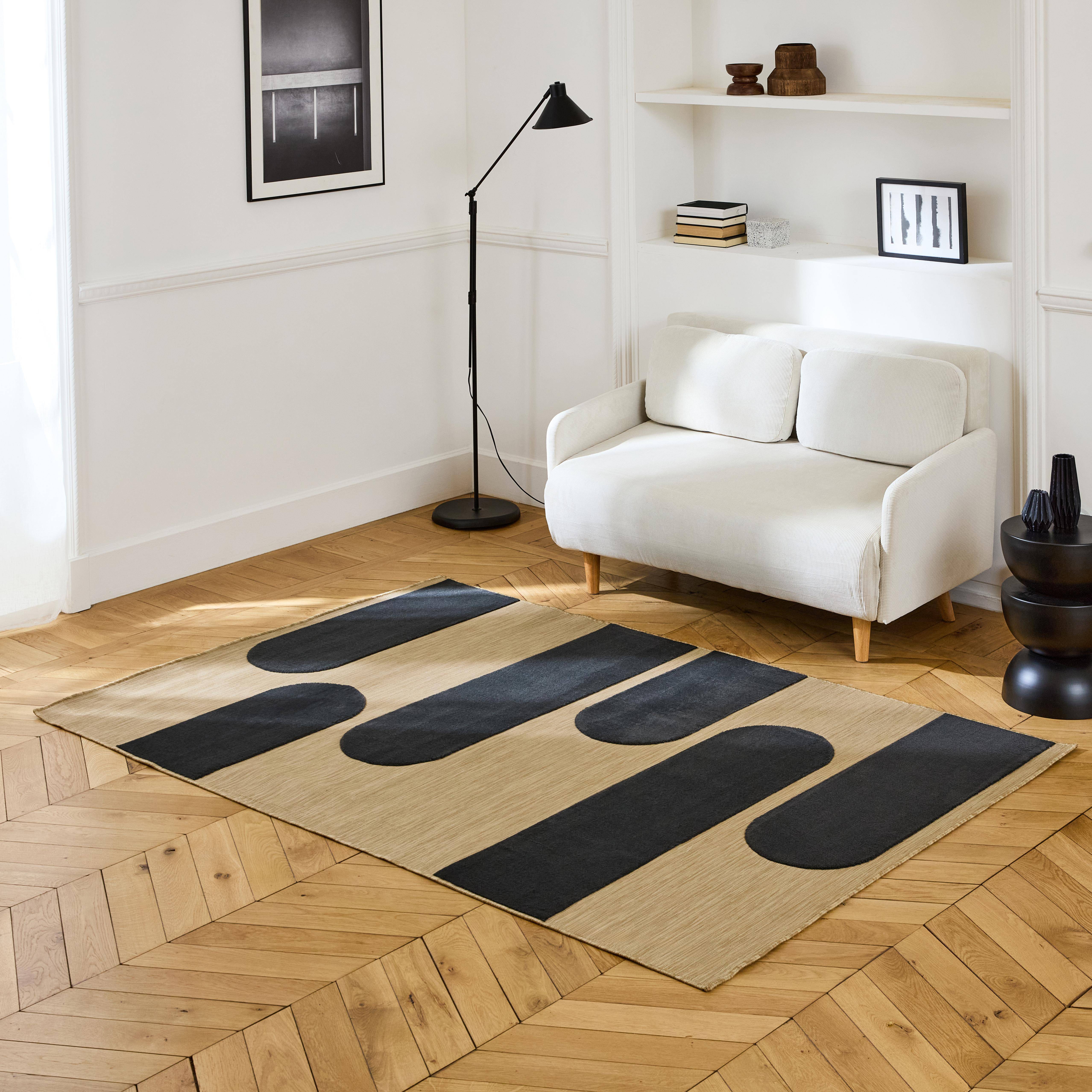 Beige interior/exterior rug with black geometric pattern, Anton, 160 x 230 cm Photo1