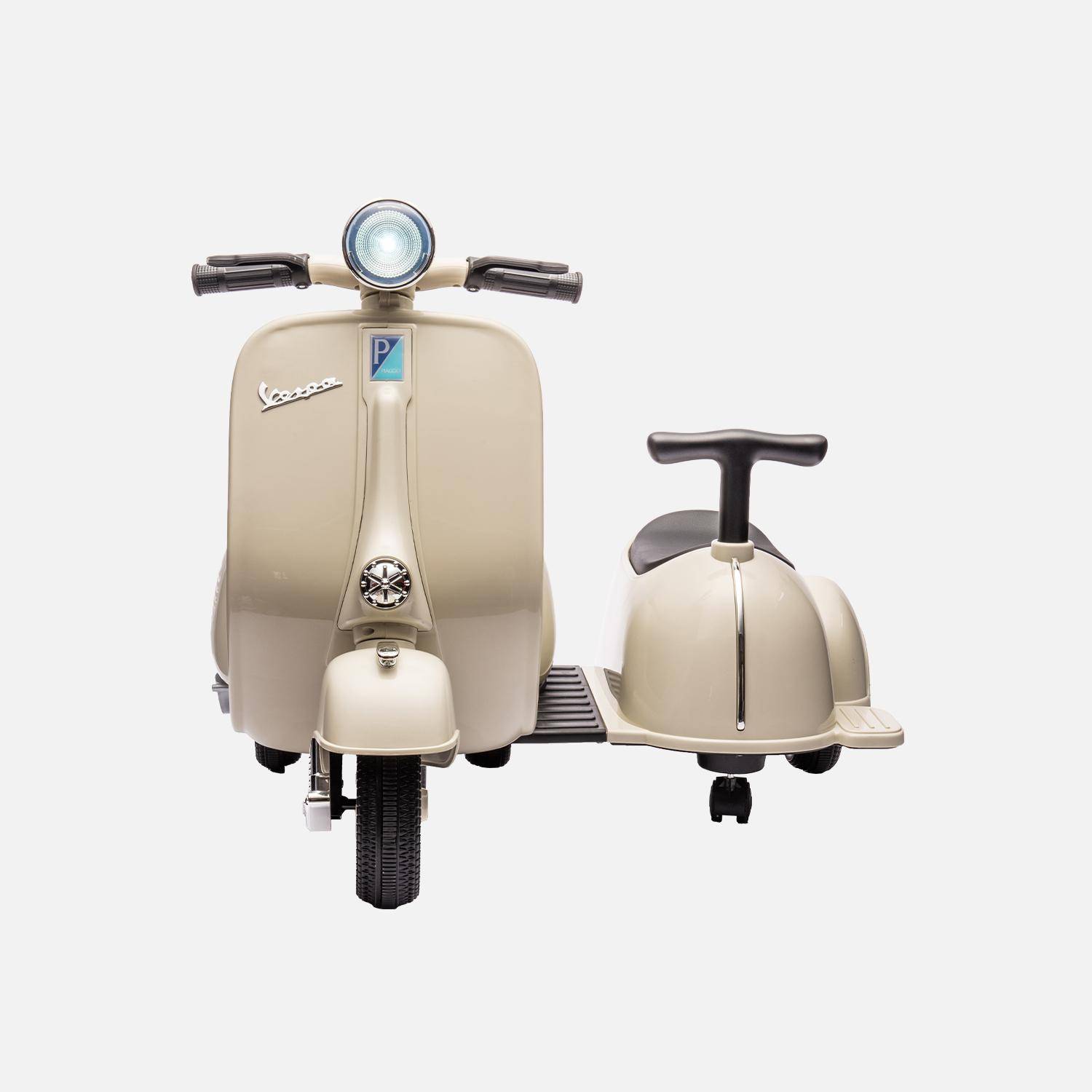 Scooter électrique enfant Vespa 6V beige, 1 place avec porteur  Photo2