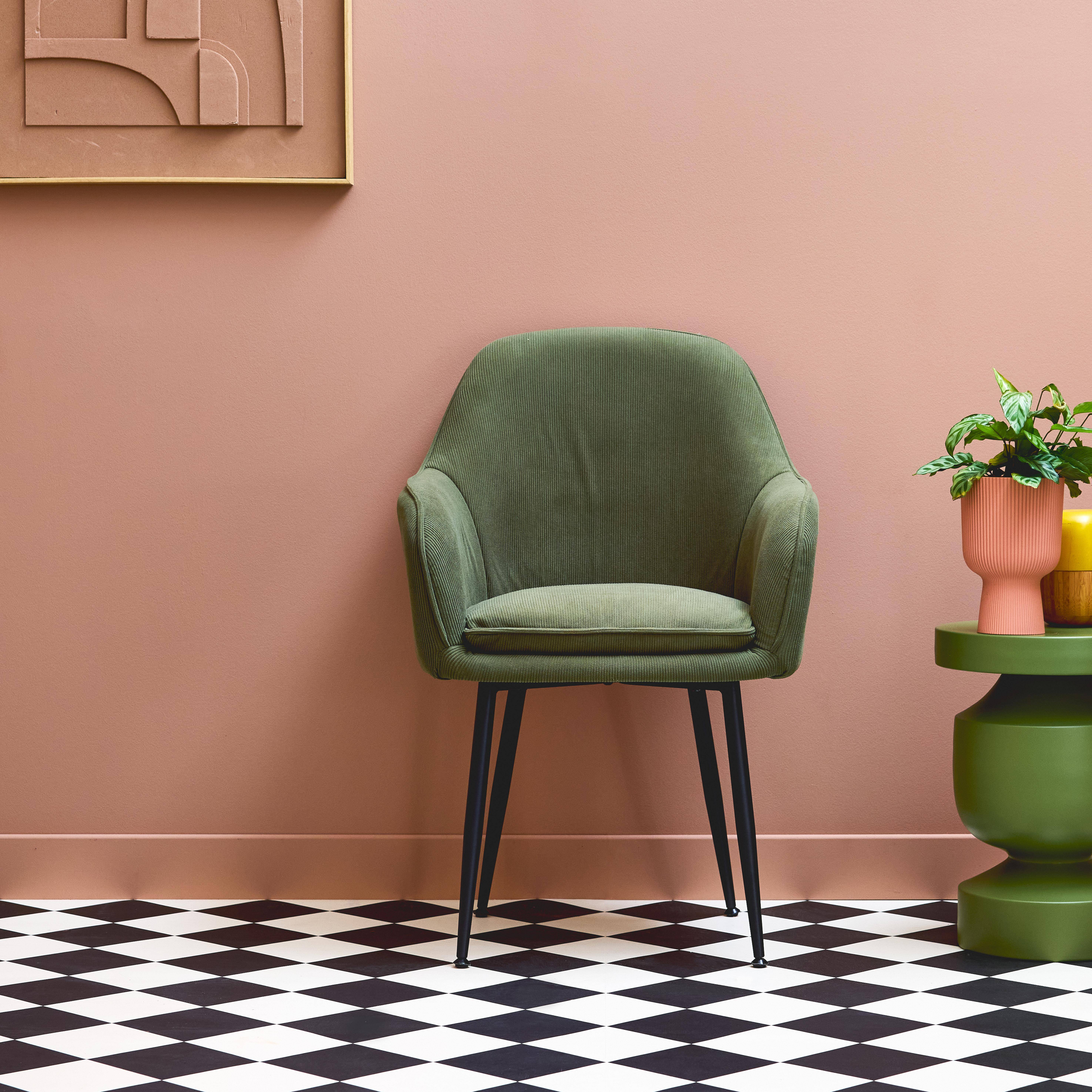 Sillón de pana con patas de metal negro mate, Shella, Kaki oscuro, 57x59x84.5 cm Photo1