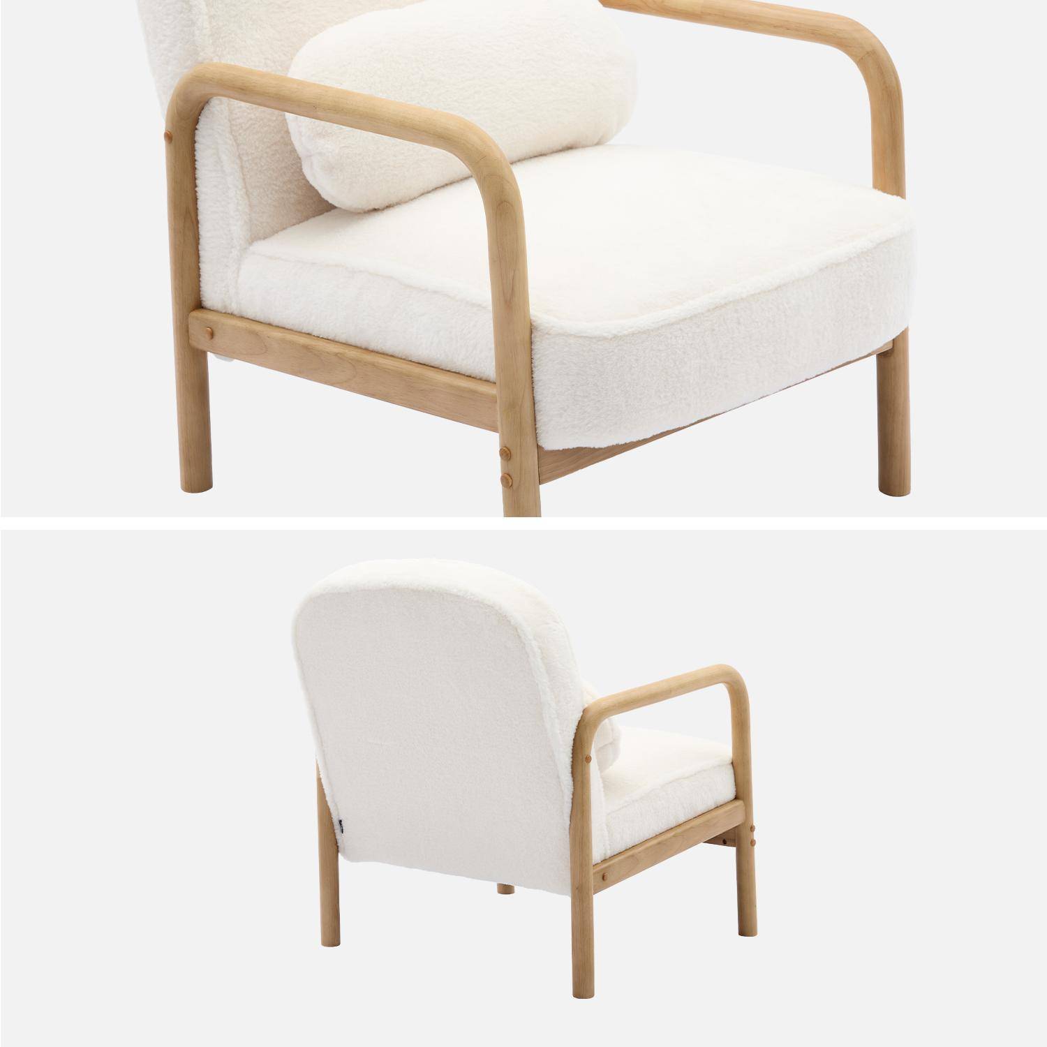 Fauteuil scandinave arrondi bois d'hévéa et tissu effet fausse fourrure  Photo3