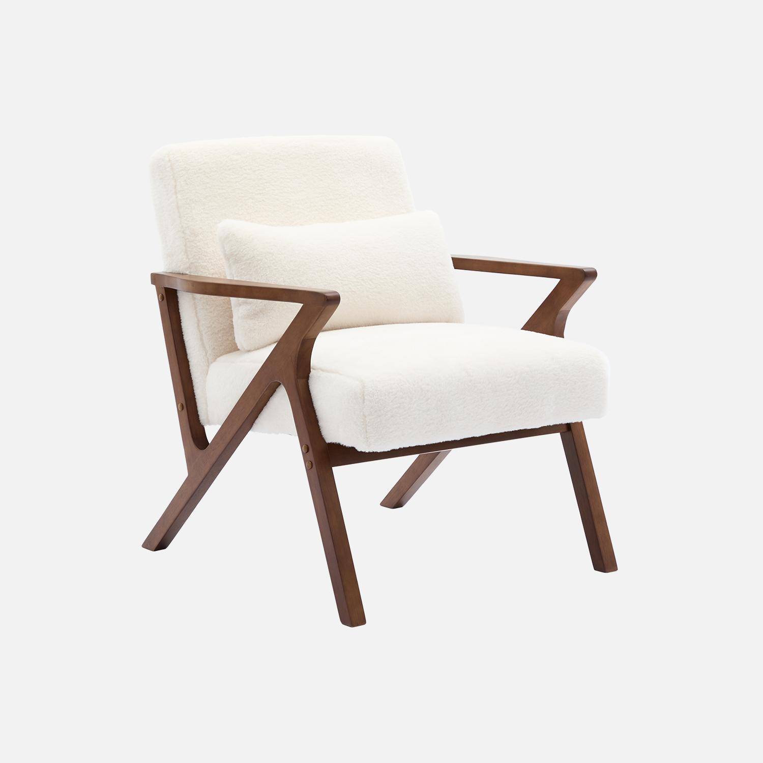 Fauteuil scandinave bois d'hévéa teinté noyer et tissu effet fausse fourrure ,sweeek,Photo1