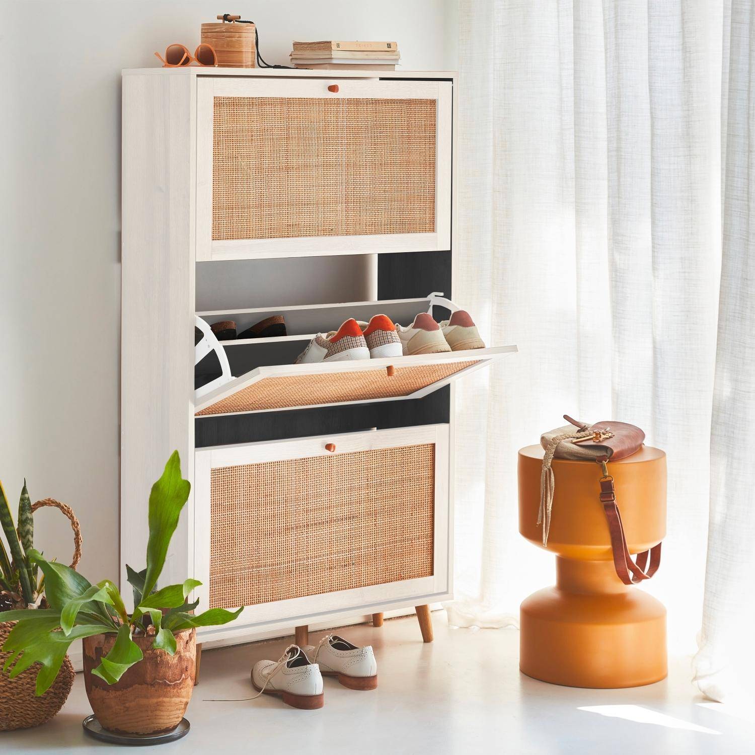 Schoenenkast met 3 kleplades houtdecor en rotan 75cm wit - Bohème,sweeek,Photo2