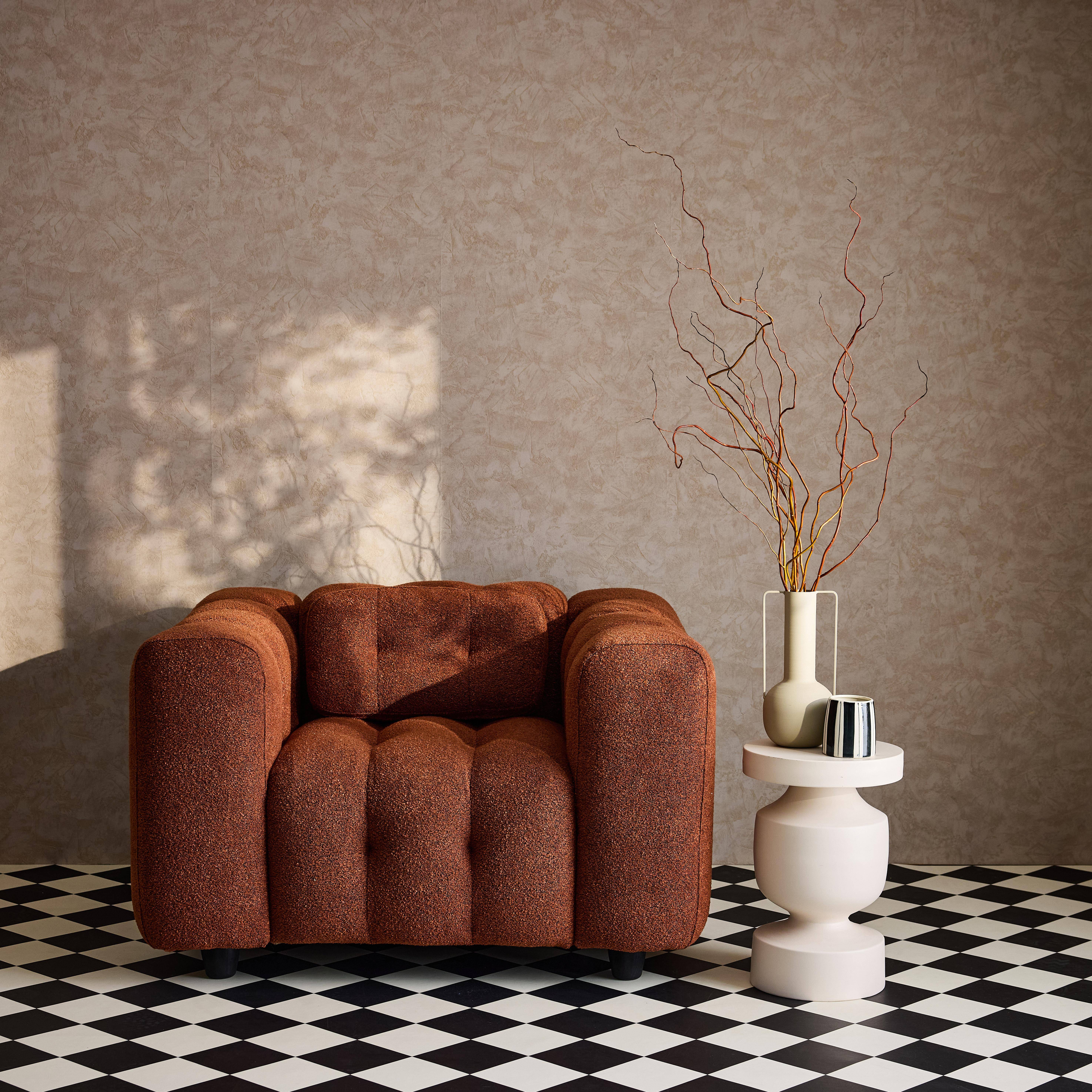 Fauteuil 1 place en bouclette texturée capitonné terracotta structure bois d'eucalyptus et contreplaqué  Photo1