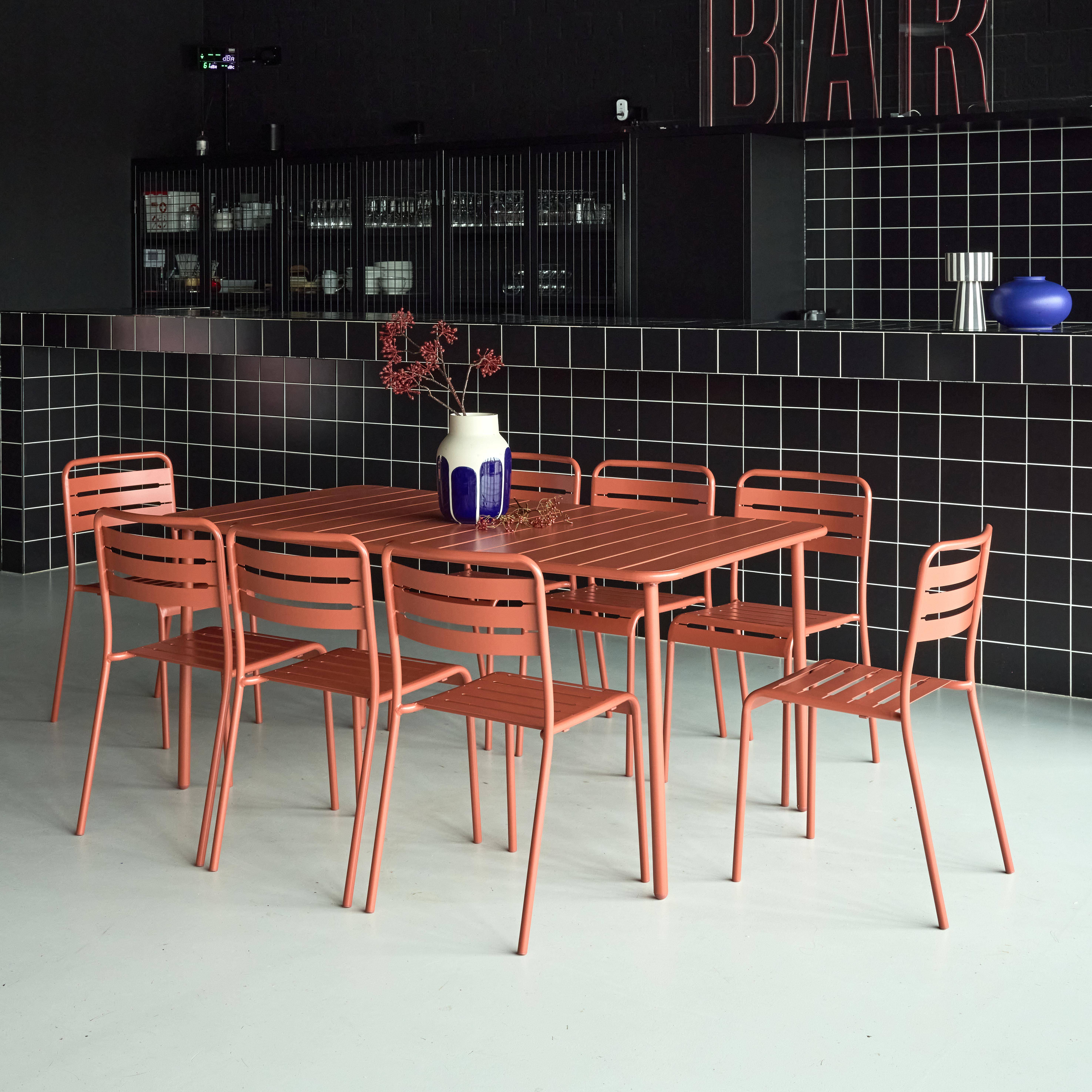 Table de jardin en métal terracotta + 8 chaises, traitement antirouille, lattes et bords arrondis  Photo2