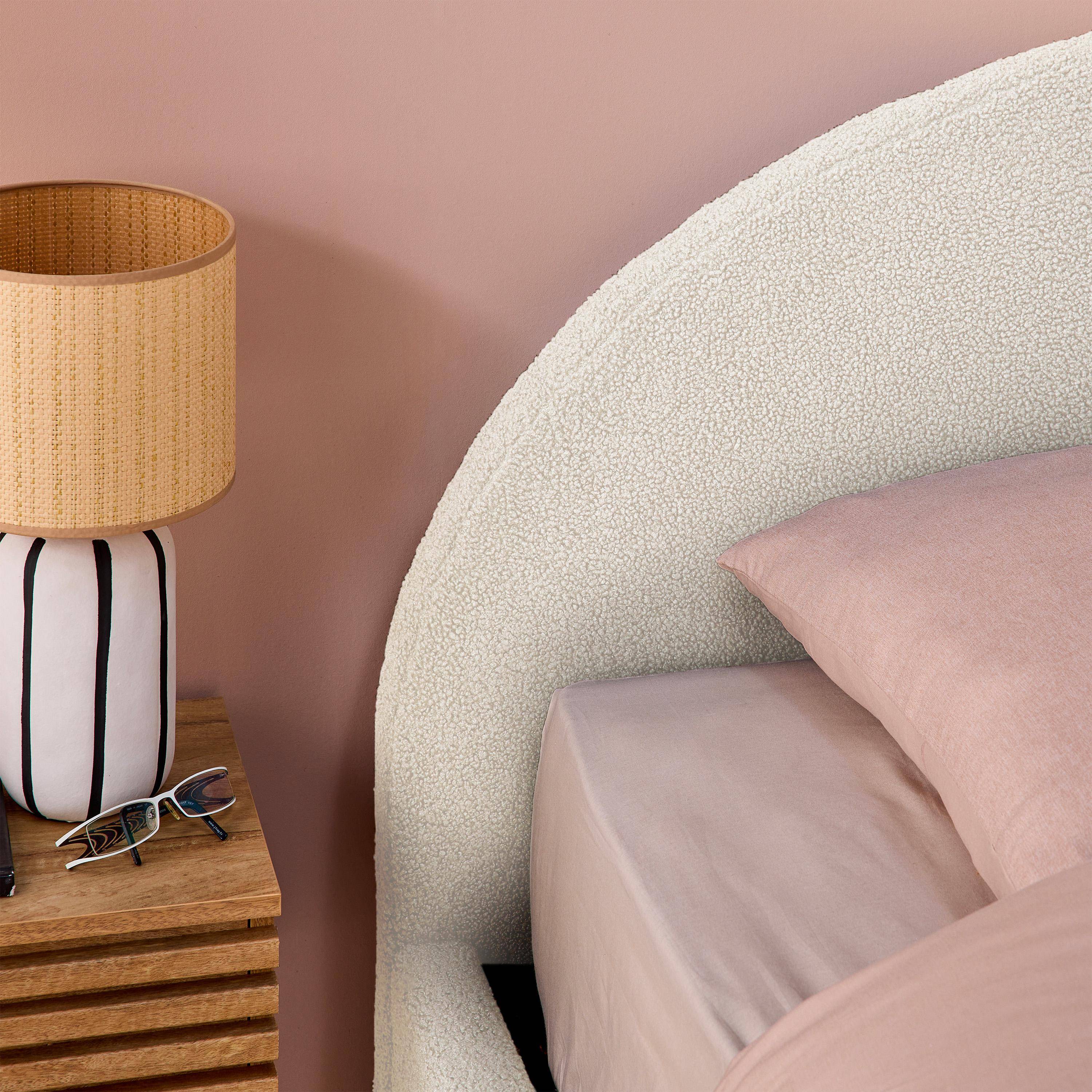 Lit coffre avec sommier à lattes et tête de lit, finition bouclette, blanc, L 206 x P 153,5 x H 102cm,sweeek,Photo4