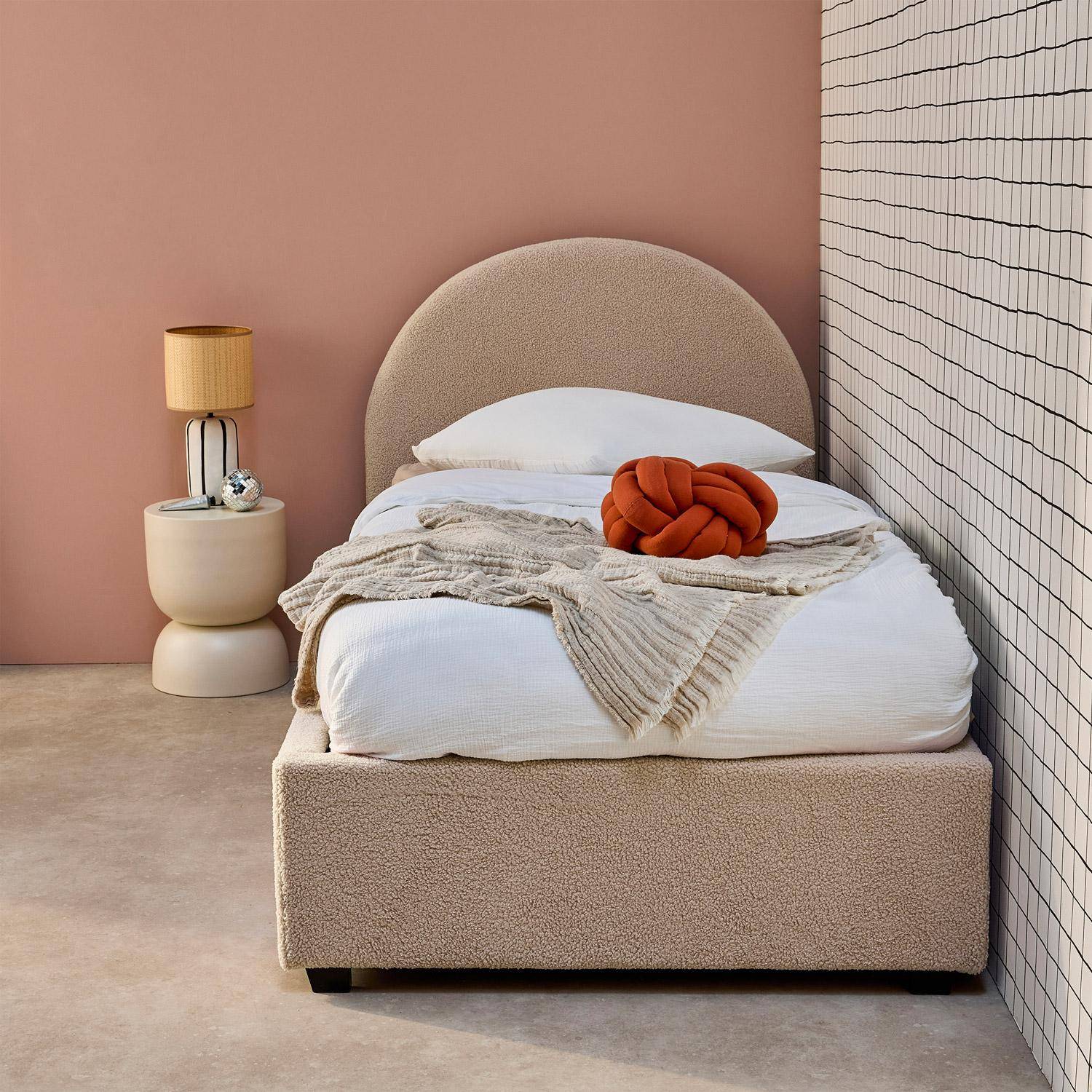 Bed met lattenbodem en hoofdeinde, bouclé afwerking, nude, B 206 x D 104 x H 102cm Photo1
