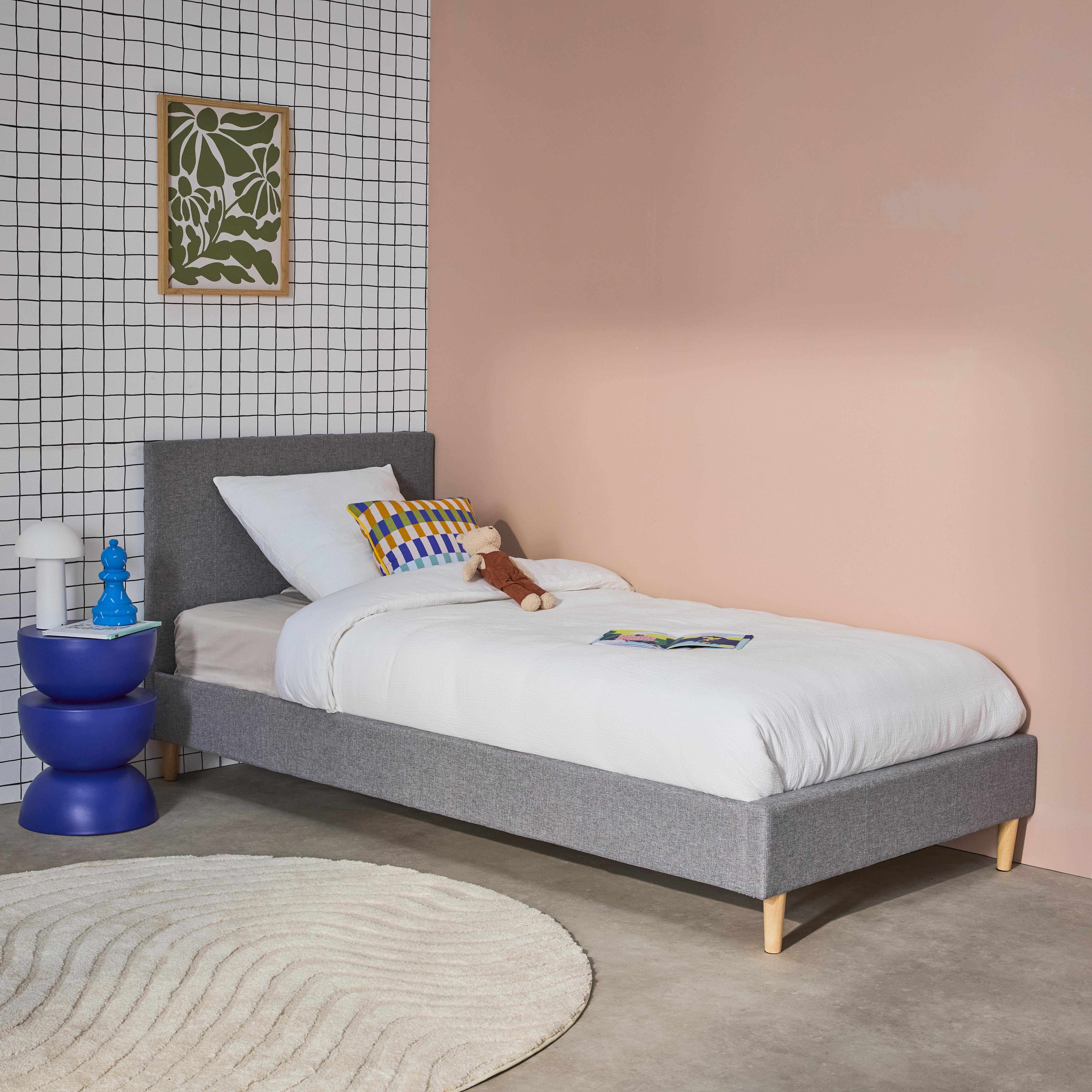 Cama com base de ripas e cabeceira 90cm, acabamento em tecido simple, Marlon, Cinza Claro, 202x96x88 cm,sweeek,Photo2